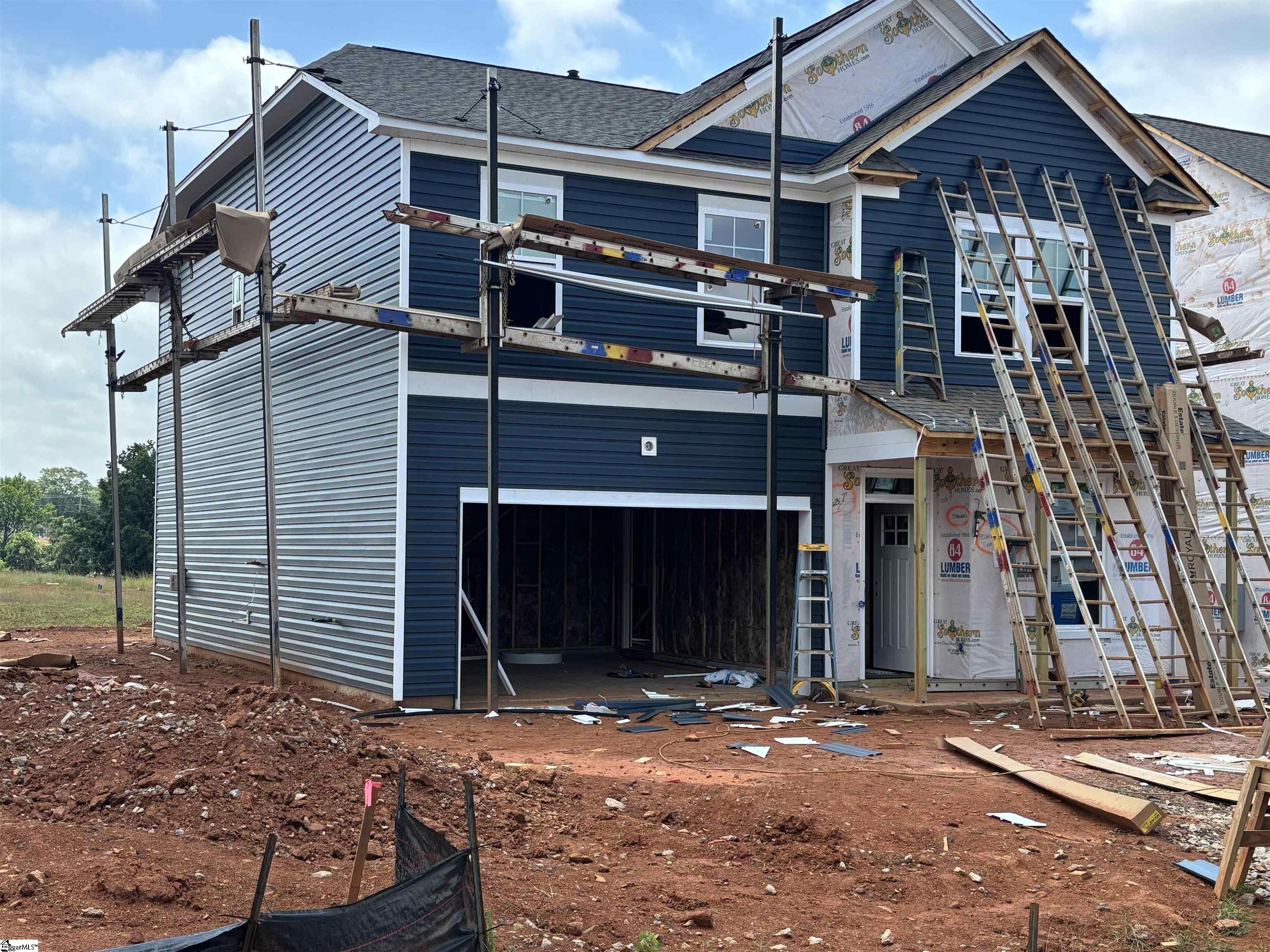 2027 Halton Oaks Drive Spartanburg, SC 29303