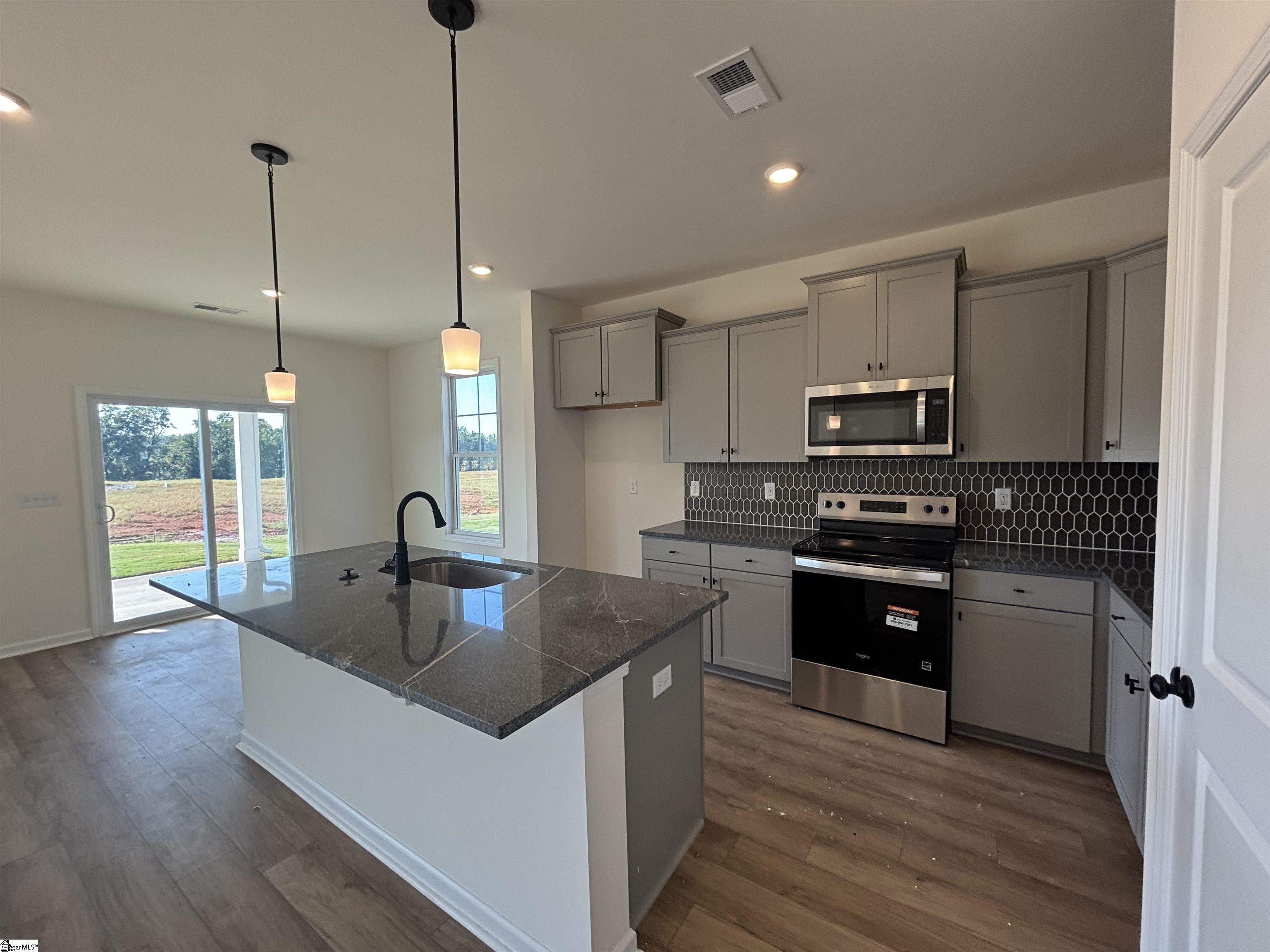 2027 Halton Oaks Drive Spartanburg, SC 29303