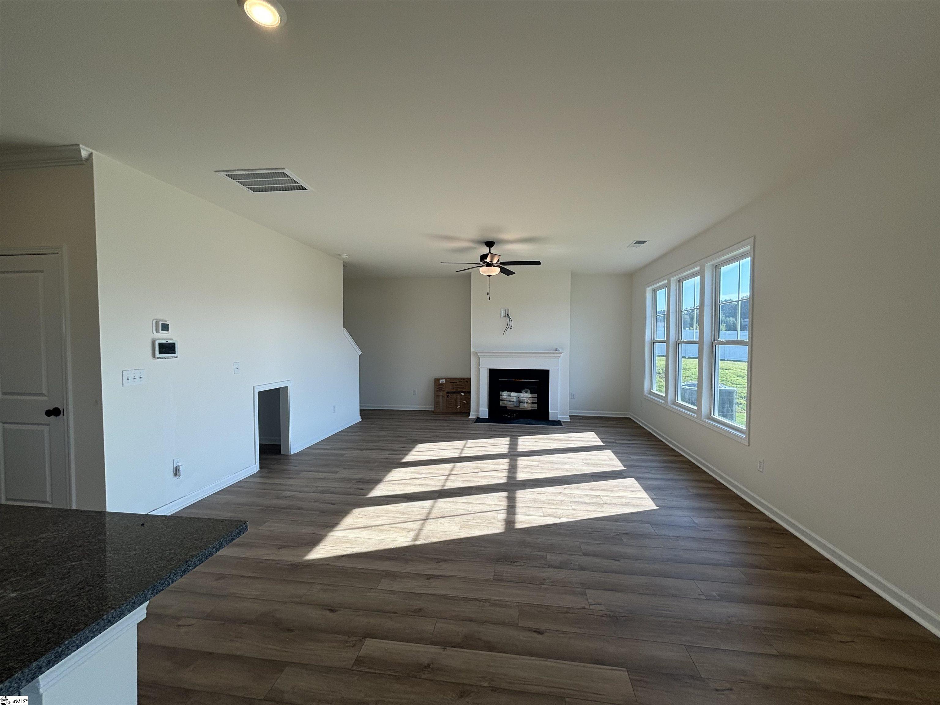 2027 Halton Oaks Drive Spartanburg, SC 29303