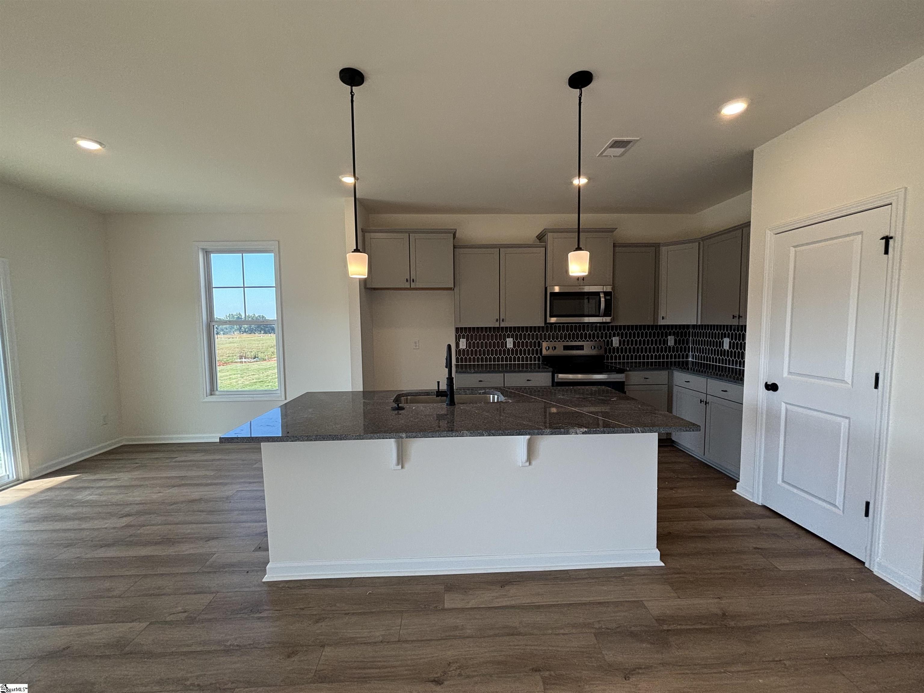 2027 Halton Oaks Drive Spartanburg, SC 29303