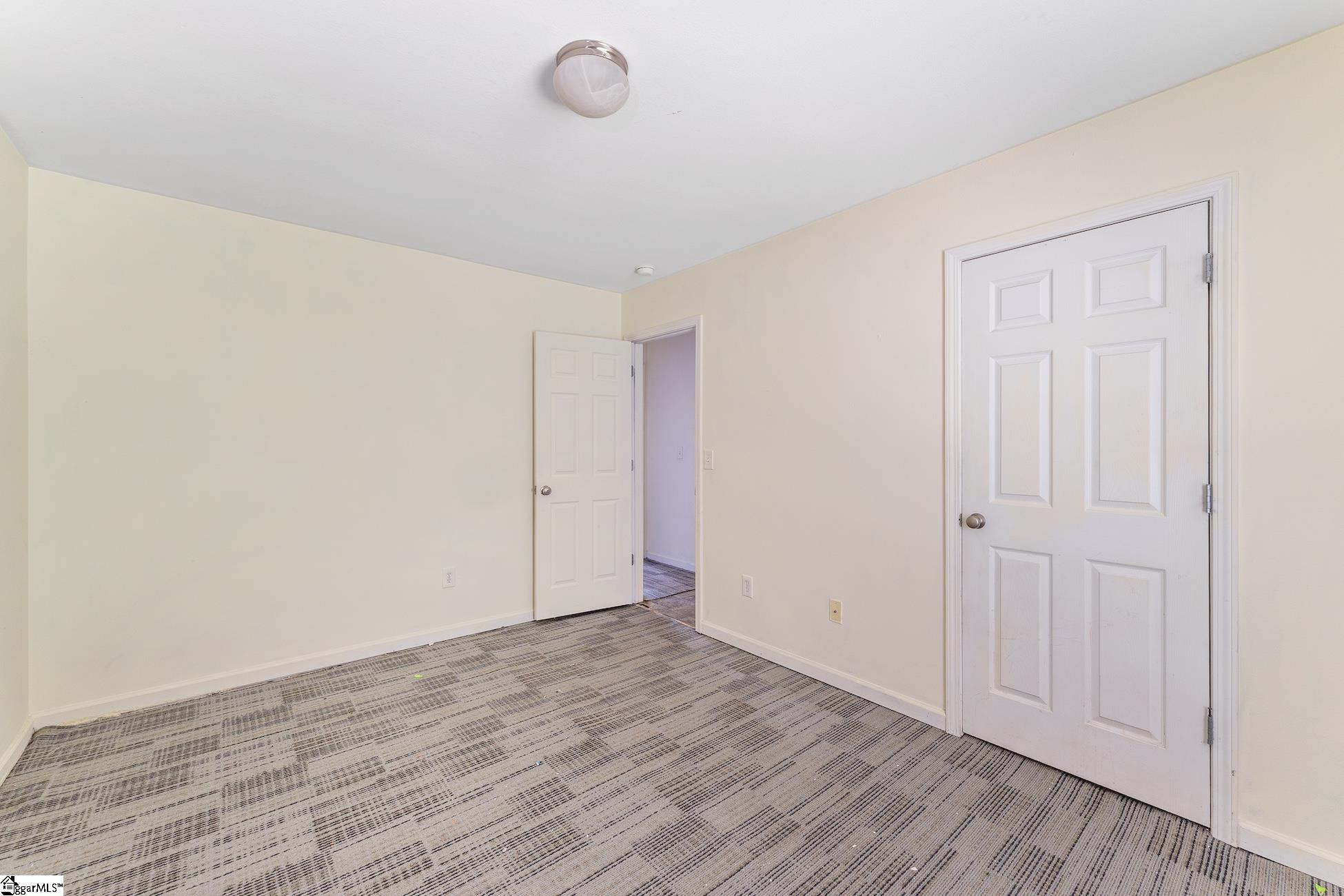 159 Falcon Ridge Drive Boiling Springs, SC 29316