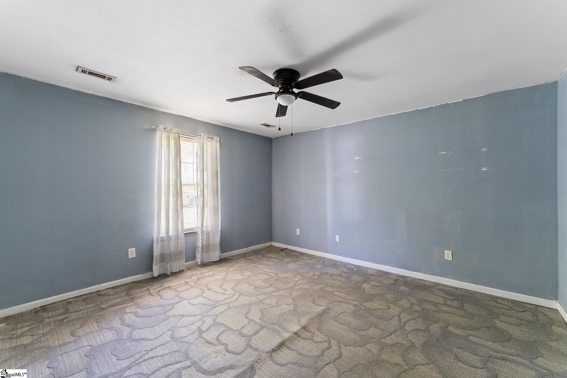 159 Falcon Ridge Drive Boiling Springs, SC 29316