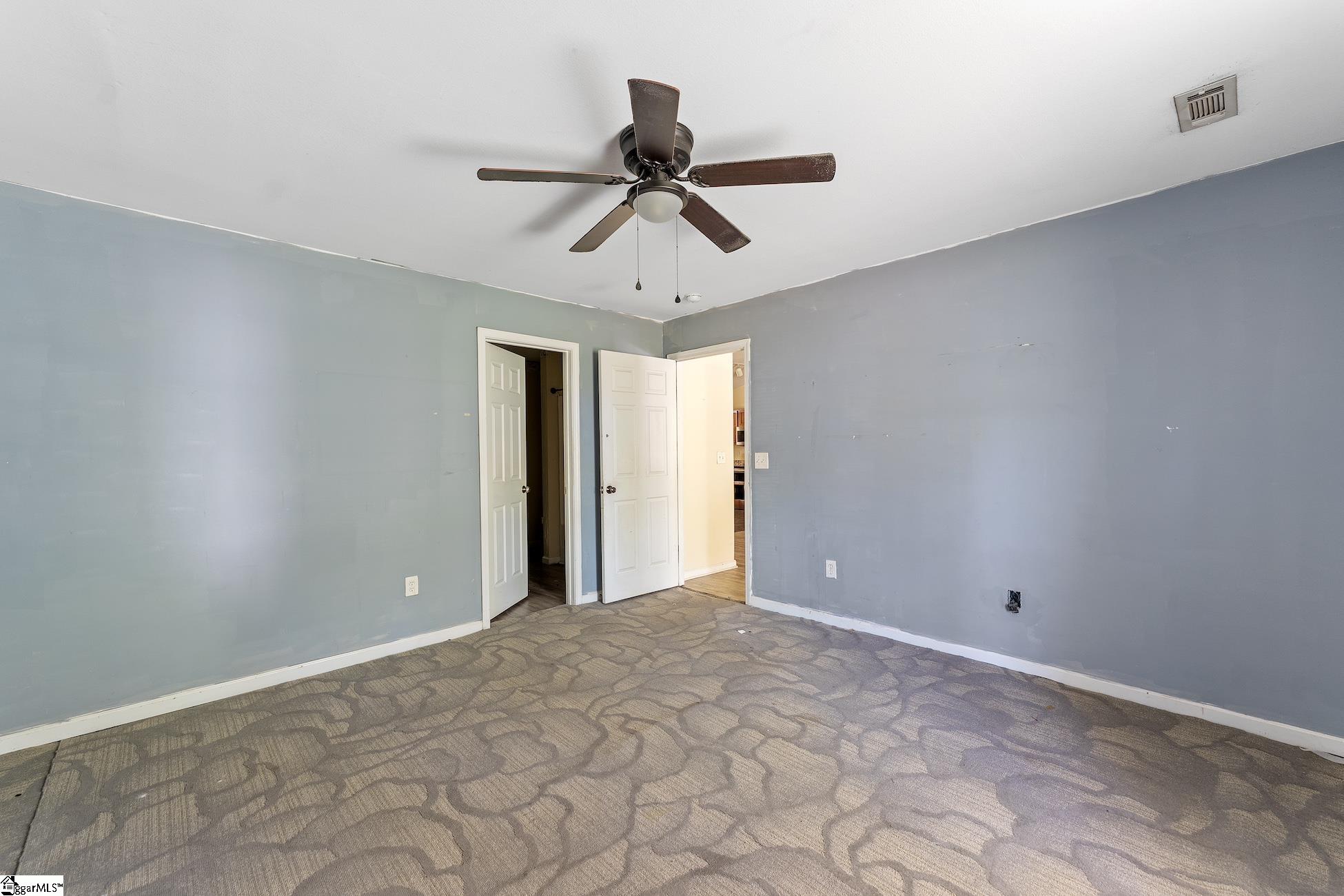159 Falcon Ridge Drive Boiling Springs, SC 29316