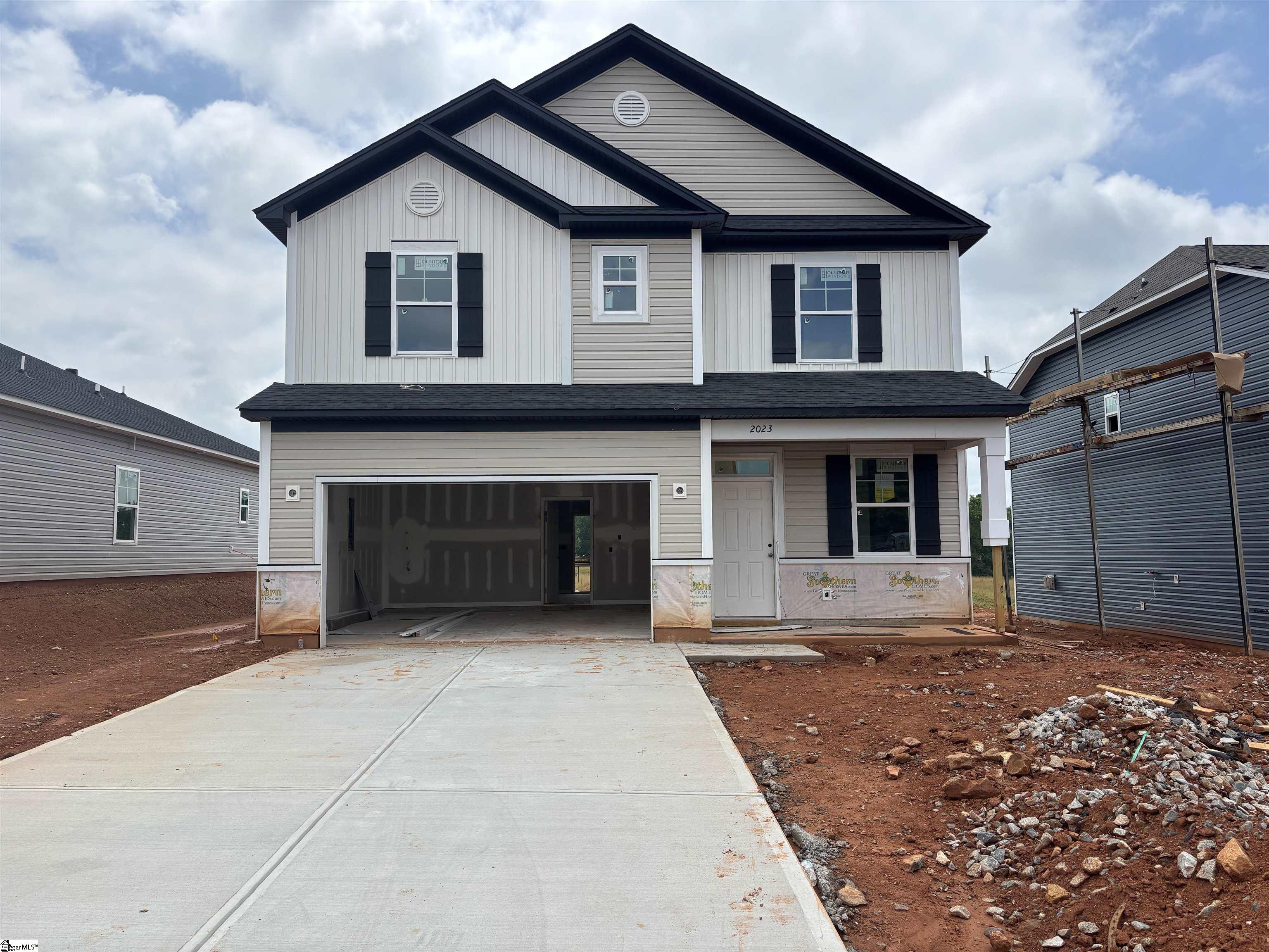 2023 Halton Oaks Drive Spartanburg, SC 29303