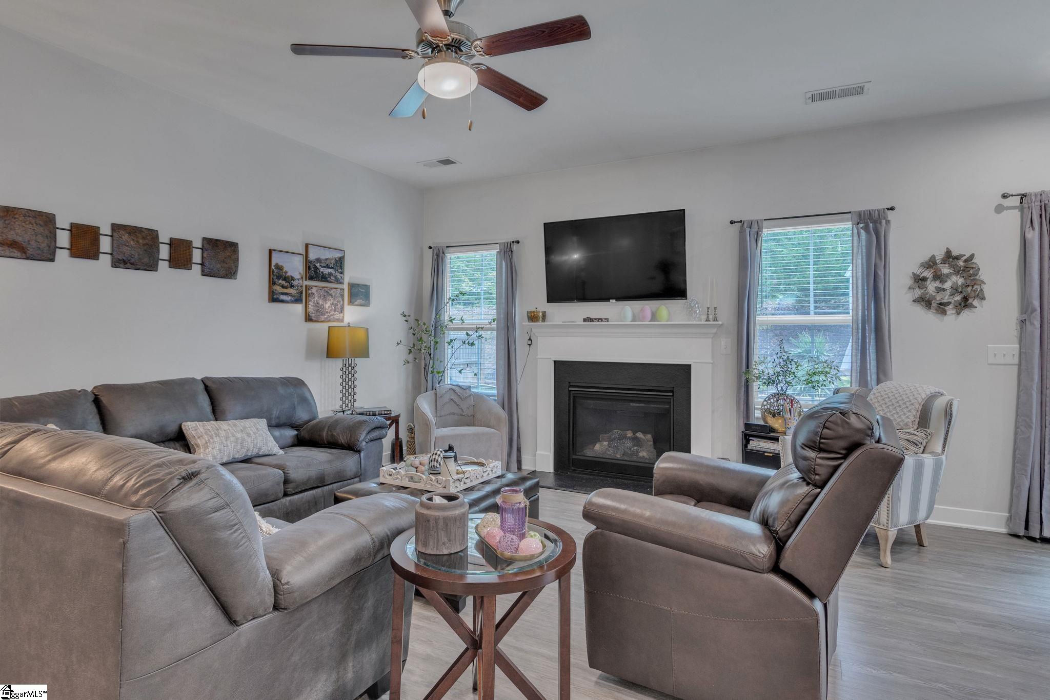 215 Thames Valley Drive Easley, SC 29642