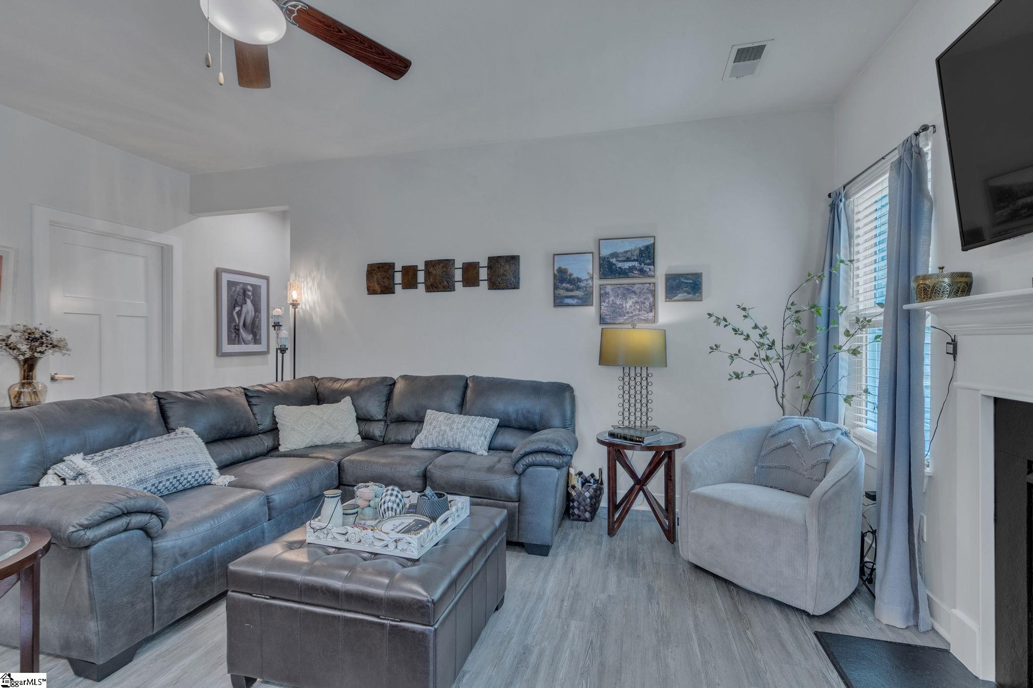 215 Thames Valley Drive Easley, SC 29642