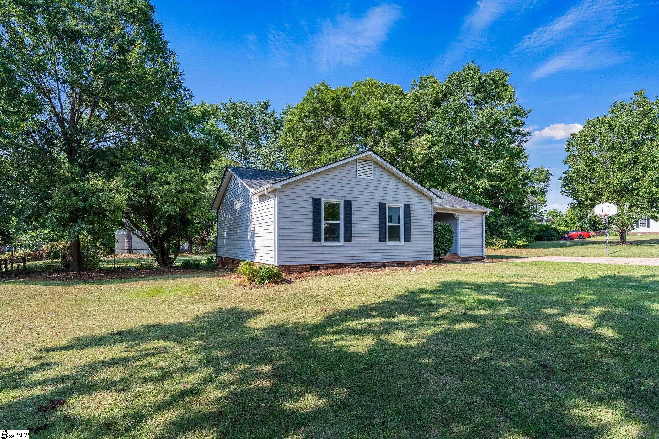 103 Rebel Court Simpsonville, SC 29681