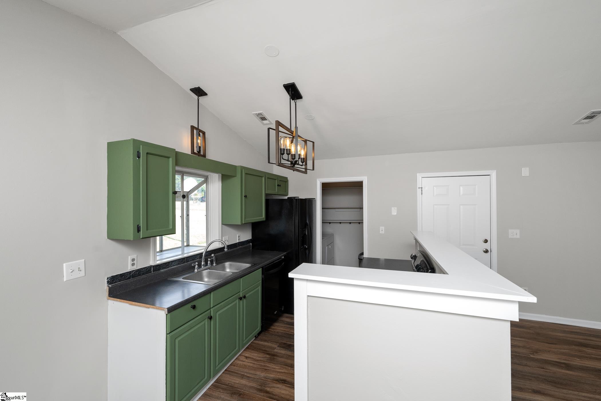 103 Rebel Court Simpsonville, SC 29681