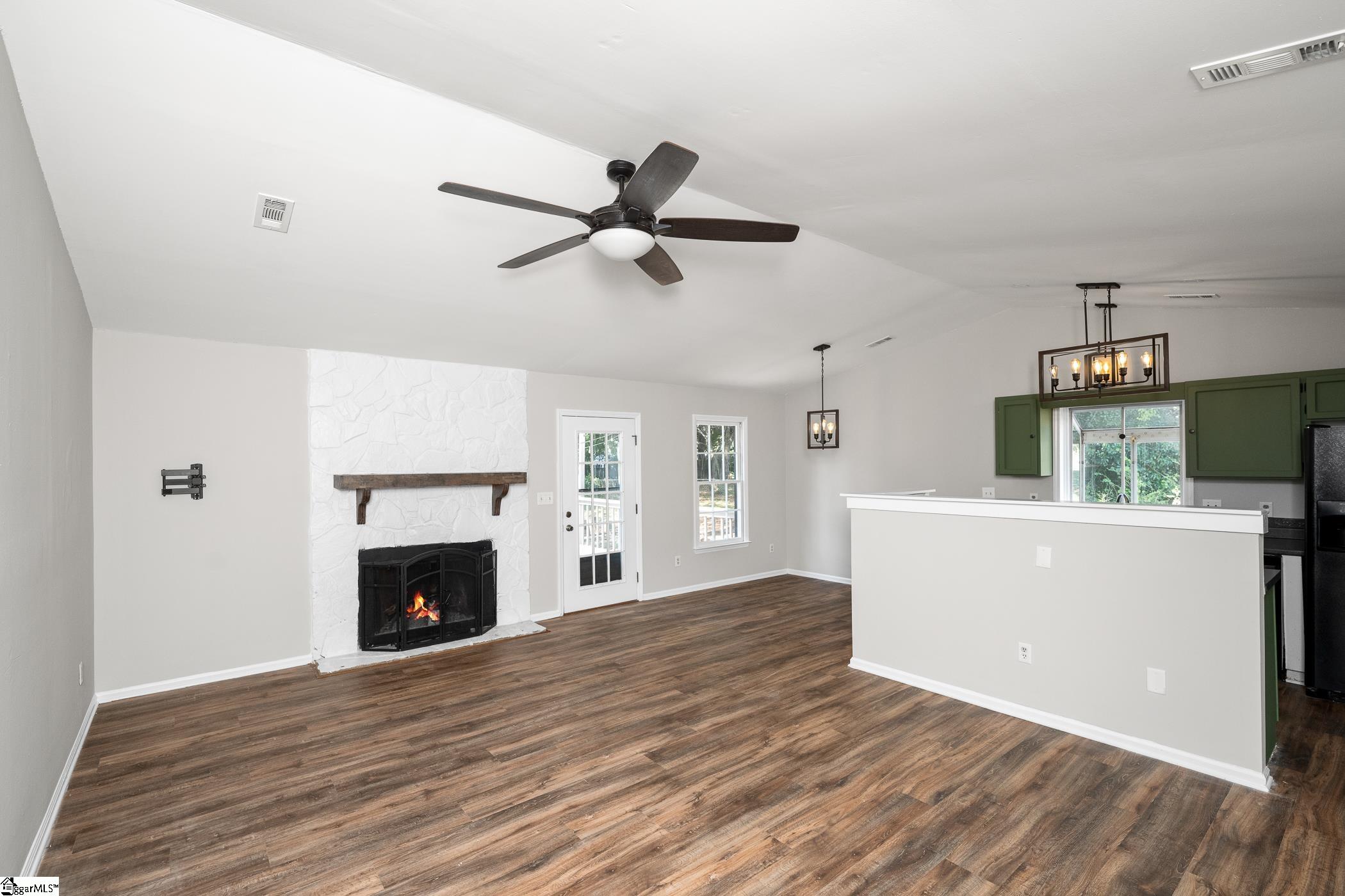 103 Rebel Court Simpsonville, SC 29681