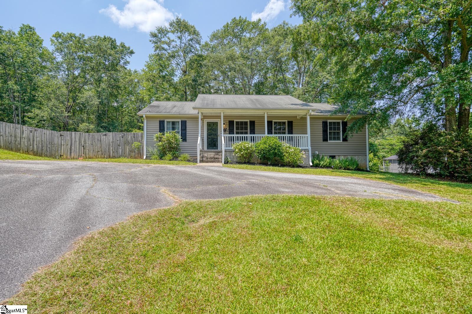 248 Hawthorne Avenue Woodruff, SC 29388