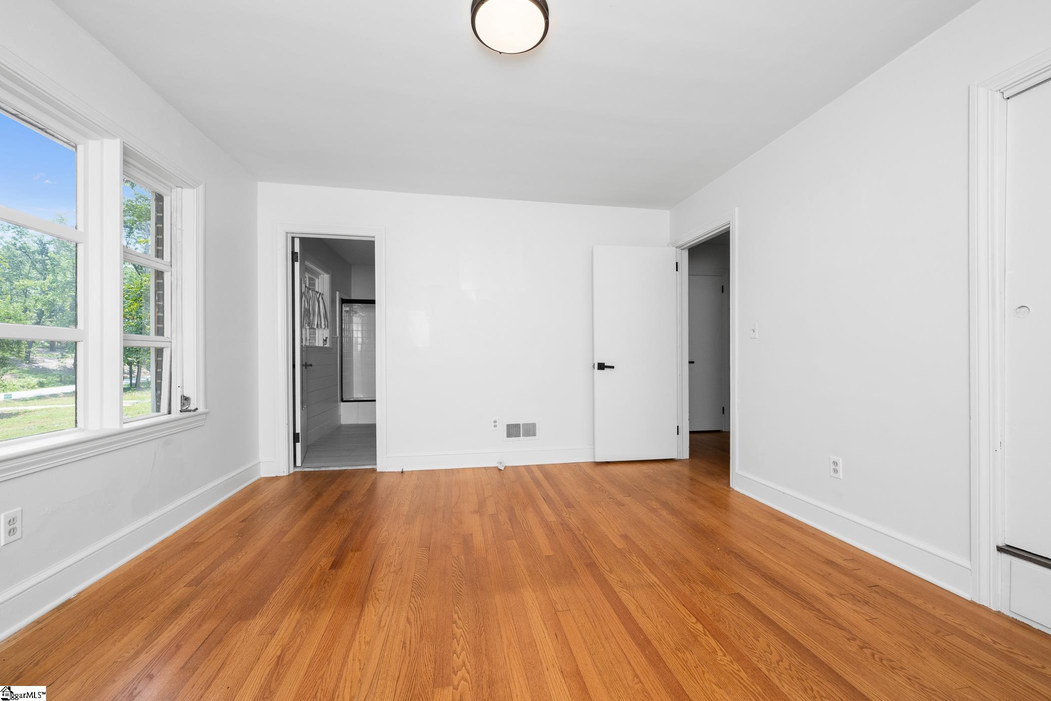 107 Shady Lane Greenville, SC 29615-2631