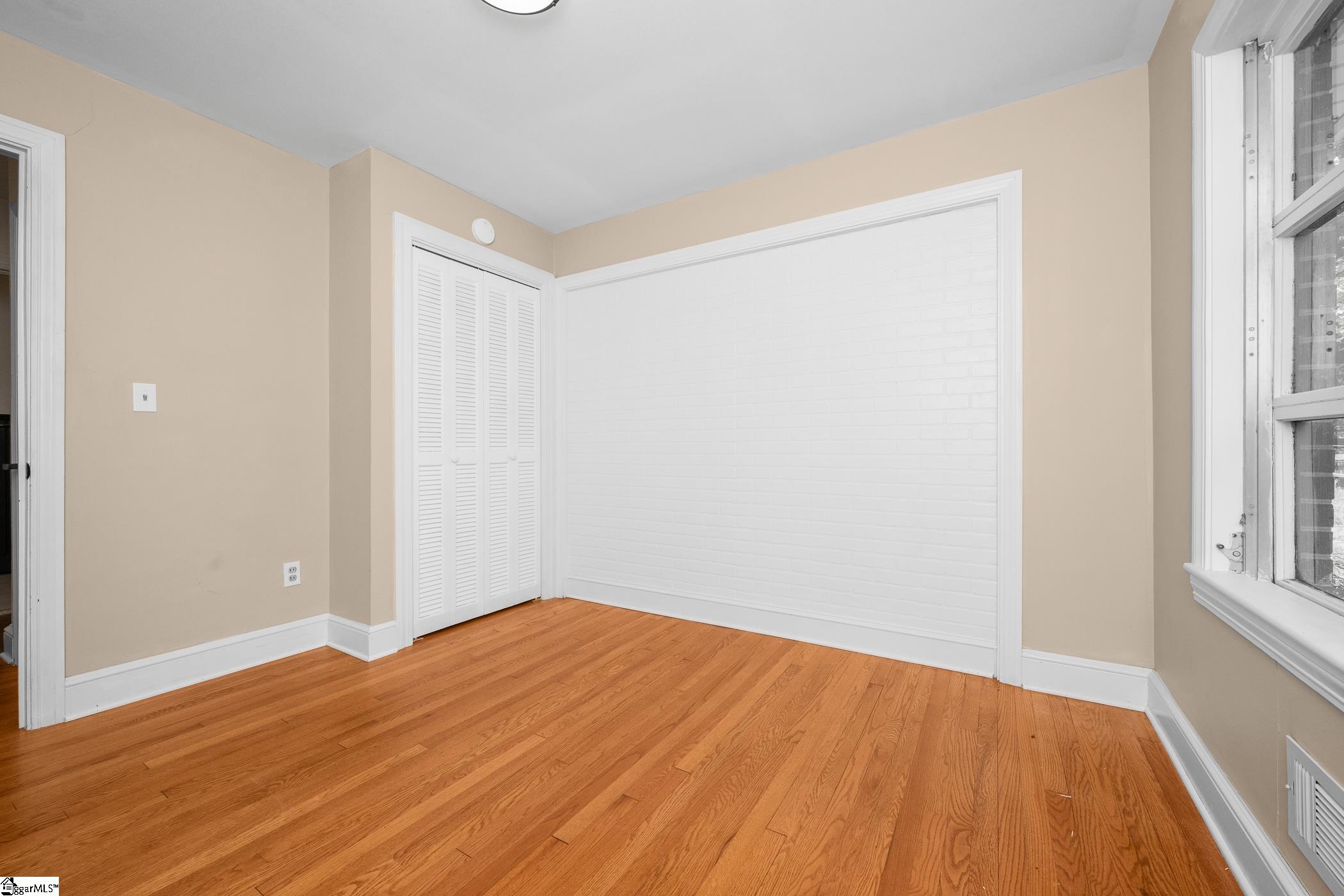 107 Shady Lane Greenville, SC 29615-2631