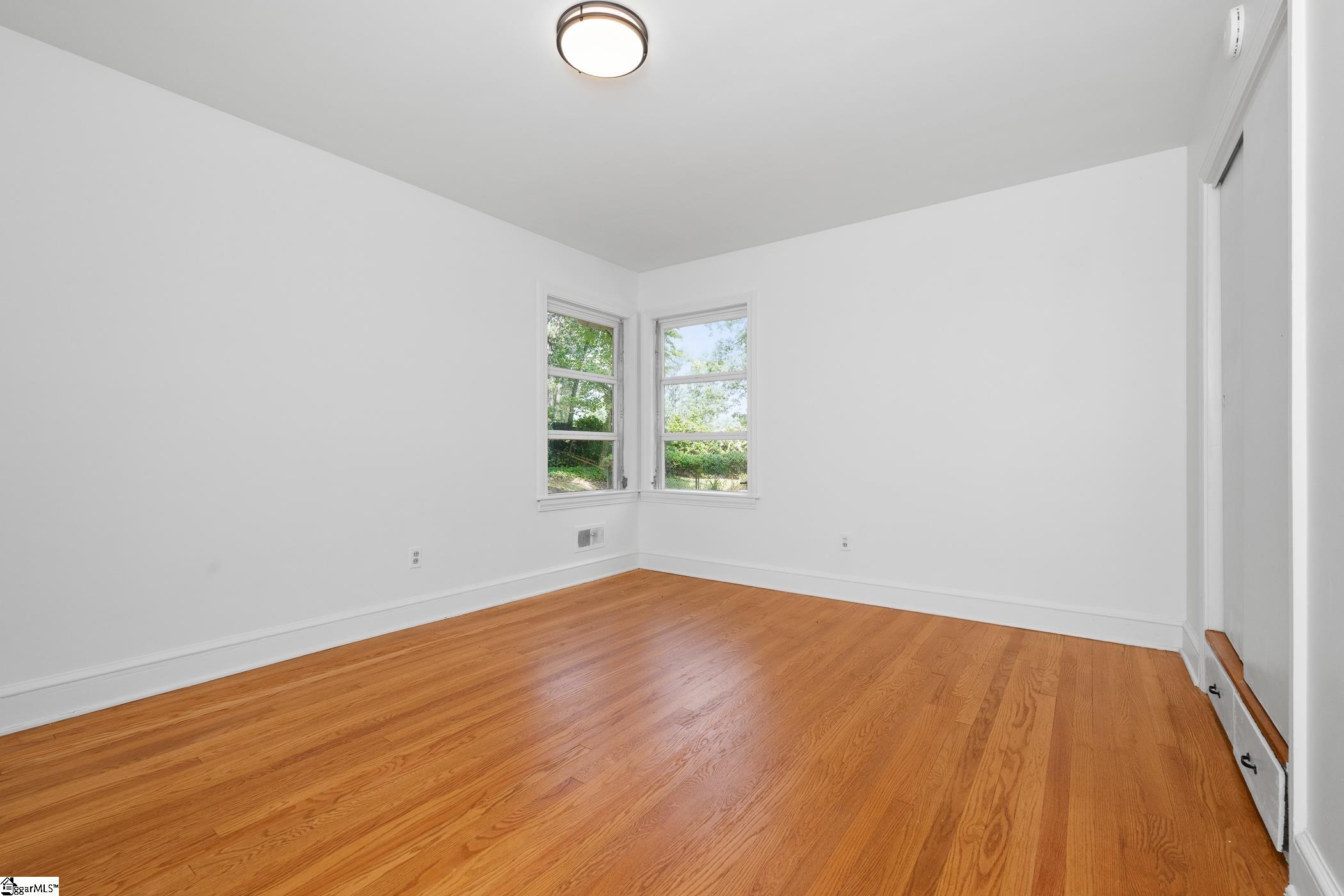 107 Shady Lane Greenville, SC 29615-2631