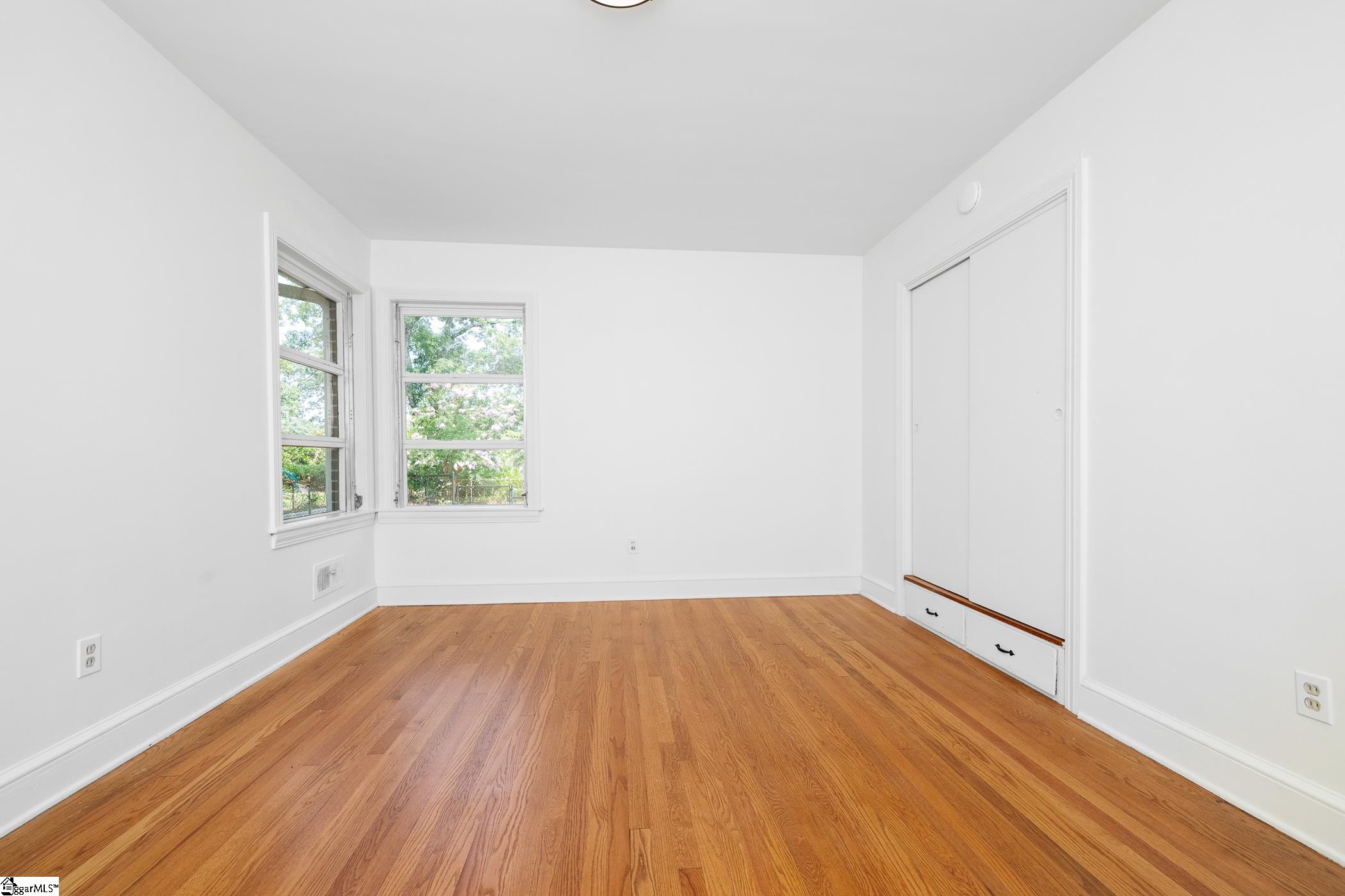 107 Shady Lane Greenville, SC 29615-2631