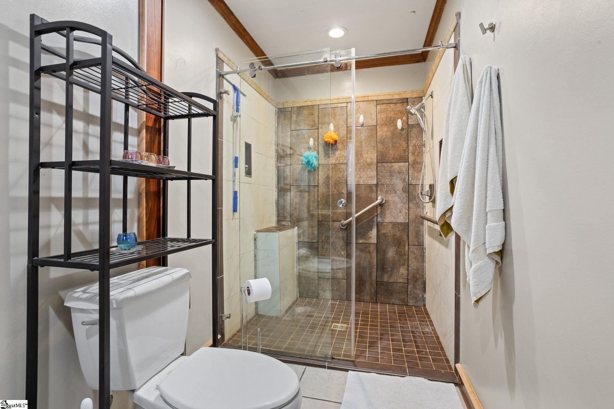 122 Bradley Boulevard Greenville, SC 20609