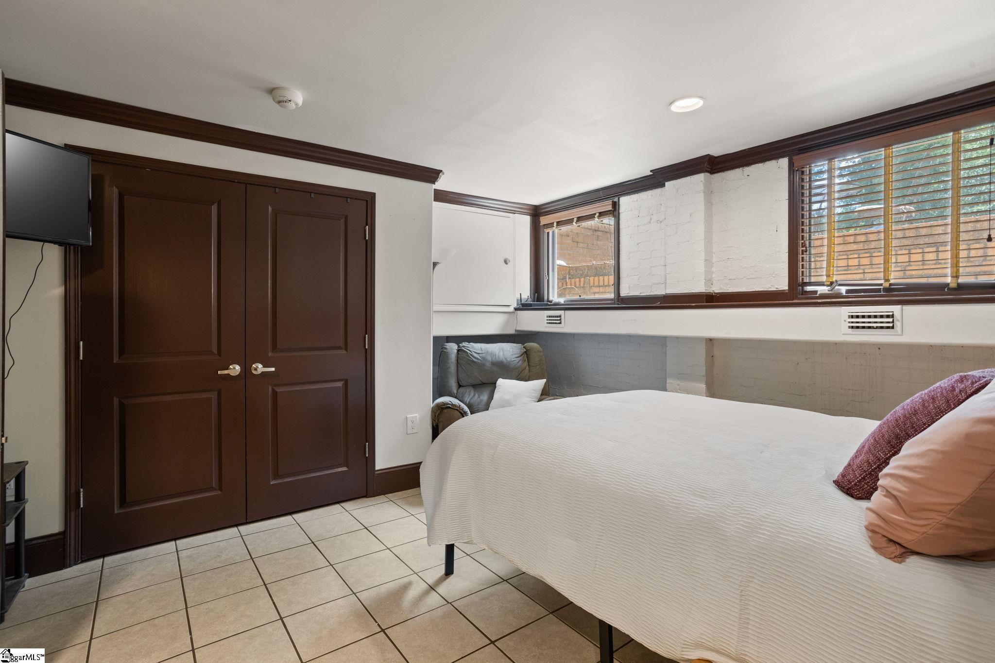 122 Bradley Boulevard Greenville, SC 20609