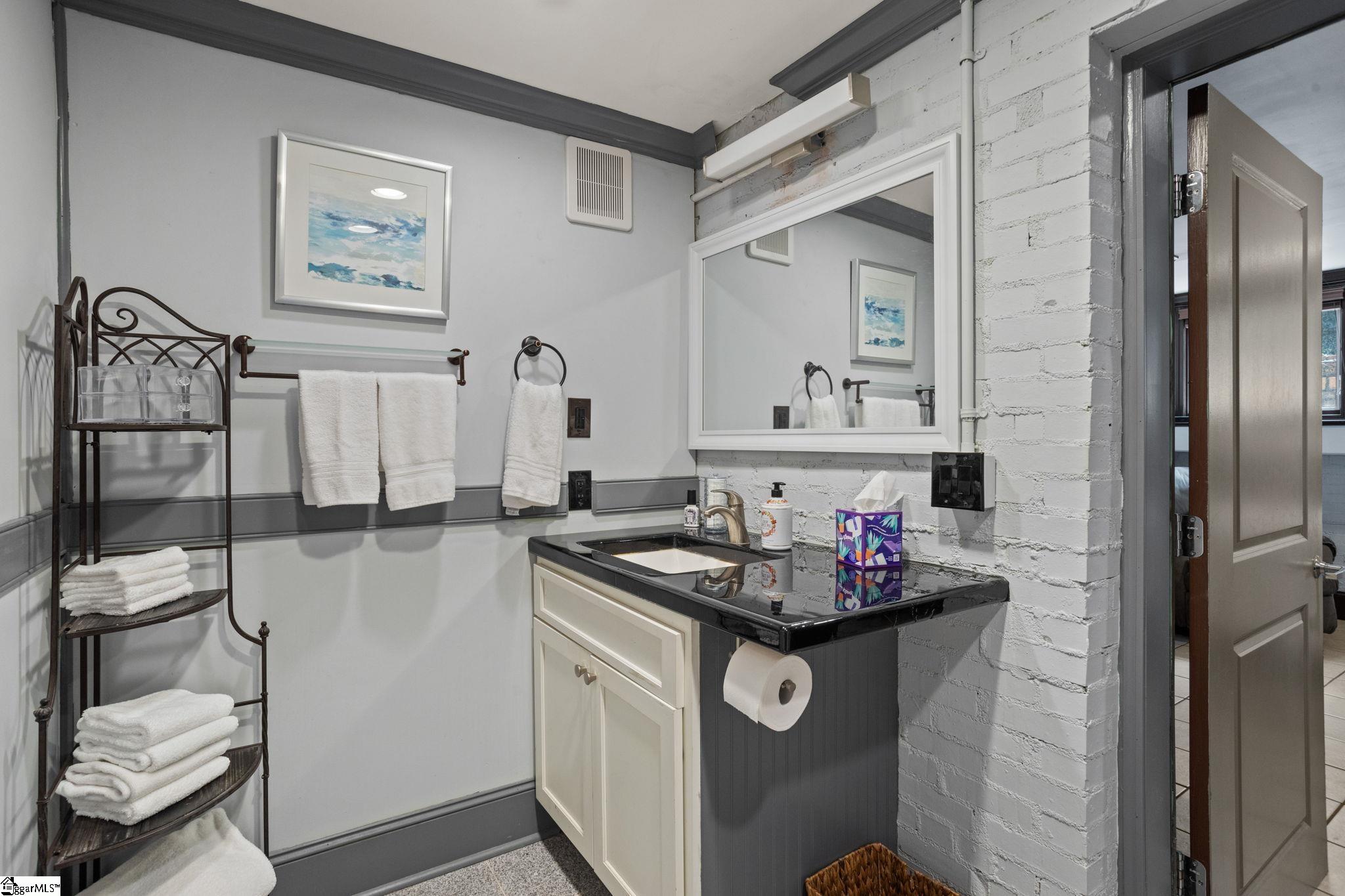 122 Bradley Boulevard Greenville, SC 20609