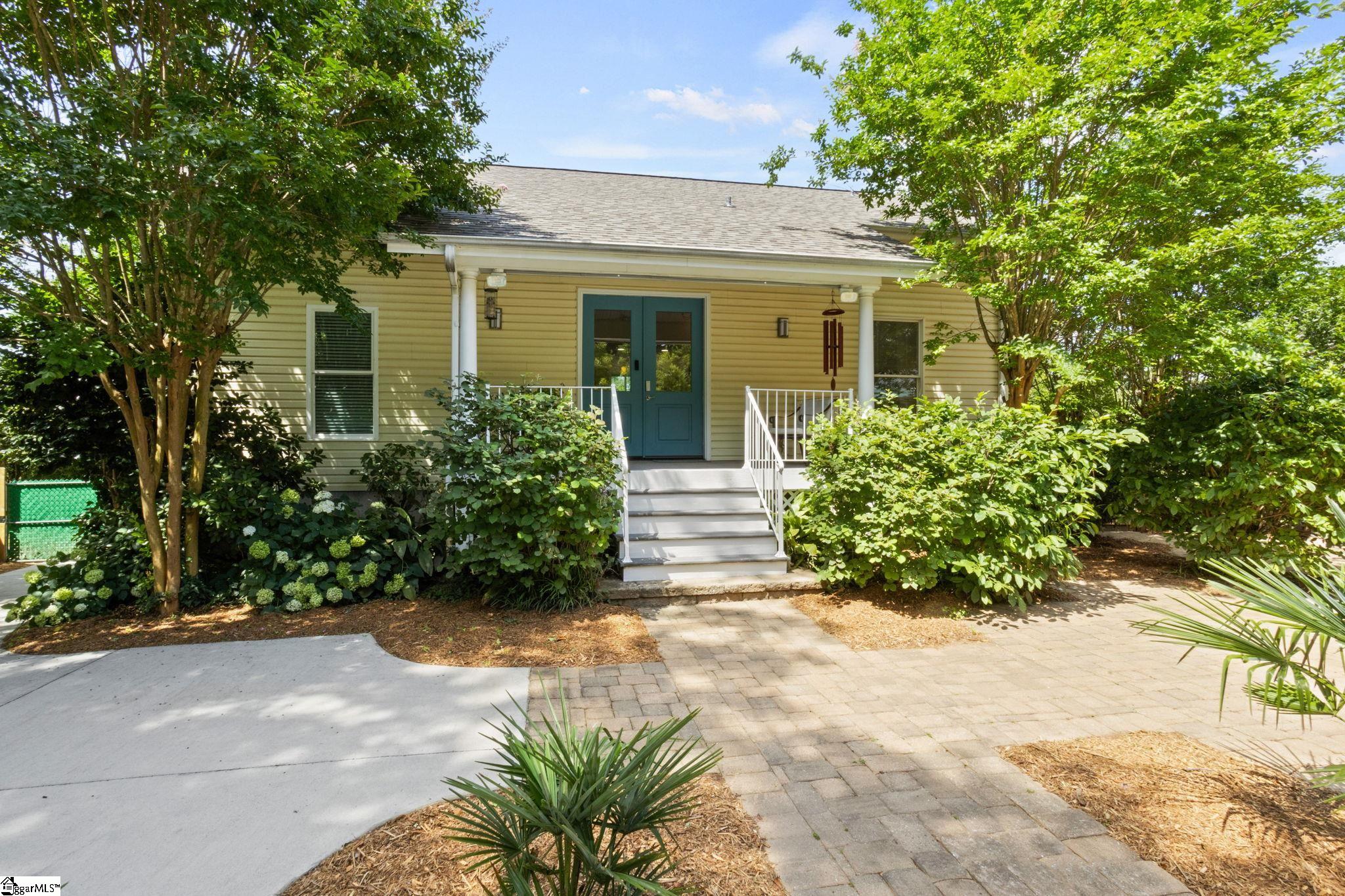 122 Bradley Boulevard Greenville, SC 20609