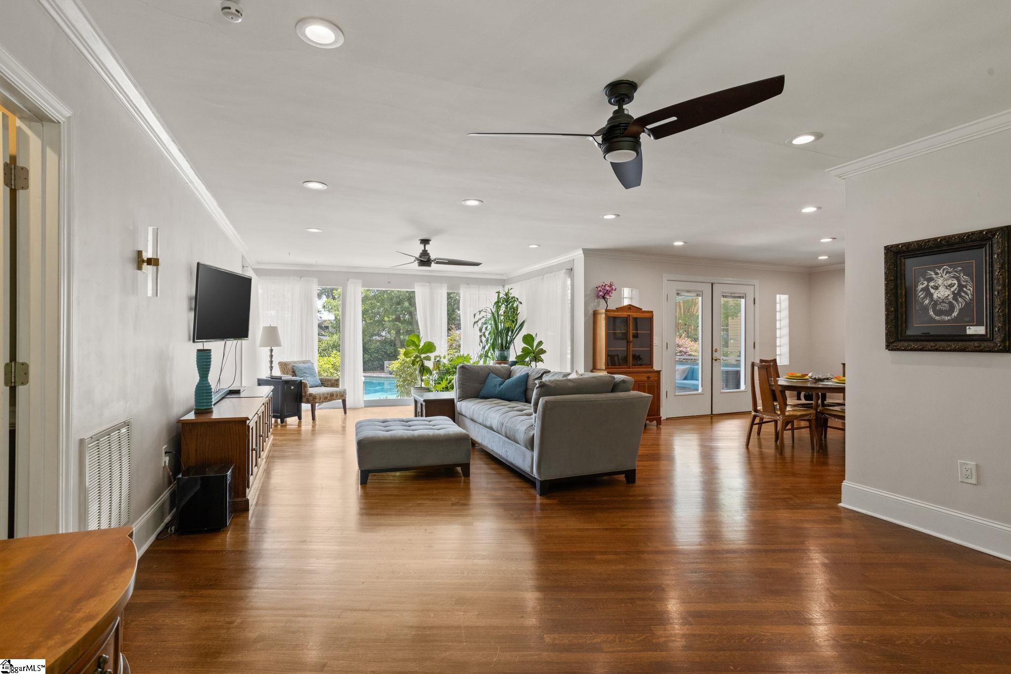 122 Bradley Boulevard Greenville, SC 20609