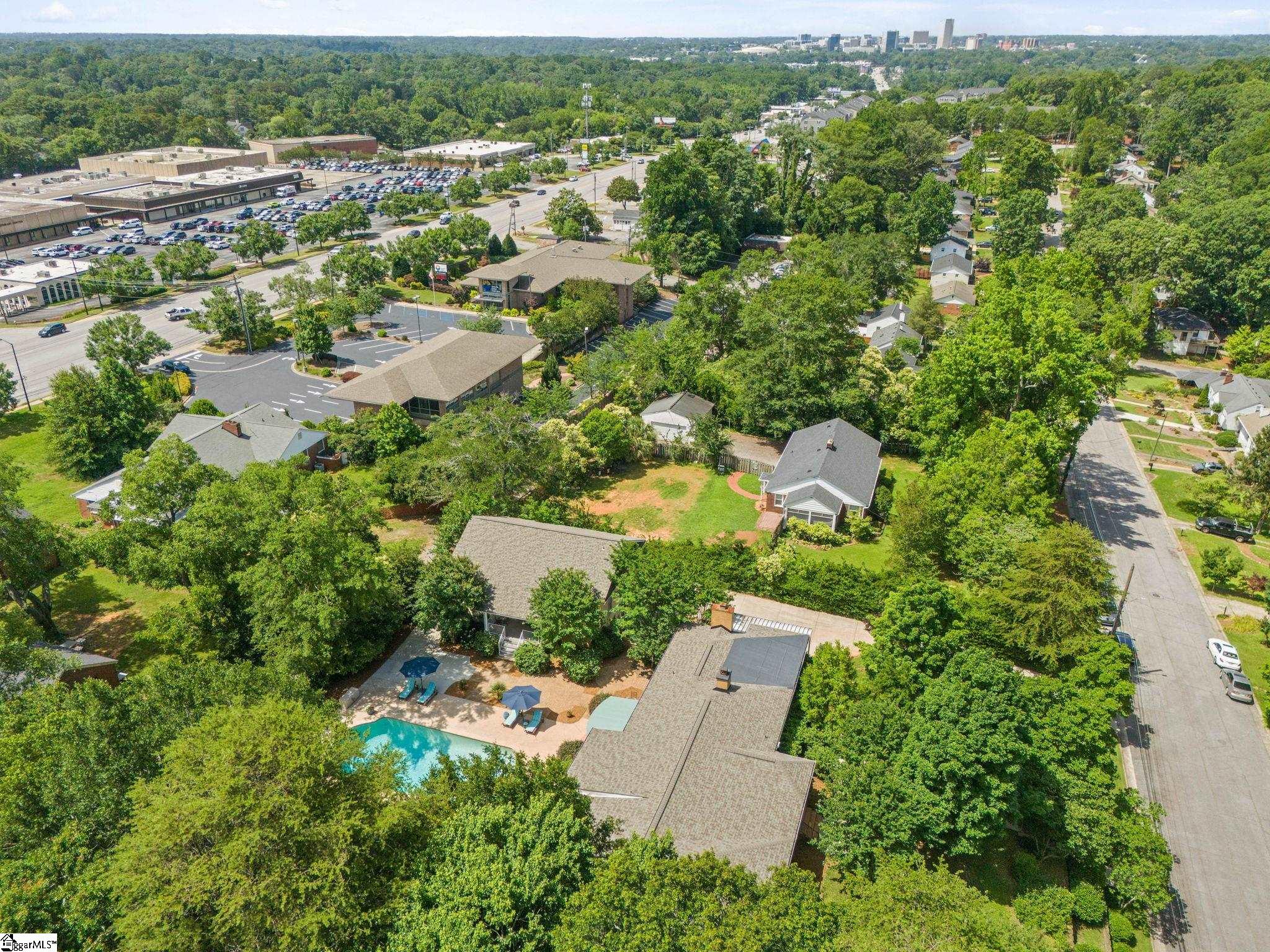 122 Bradley Boulevard Greenville, SC 20609