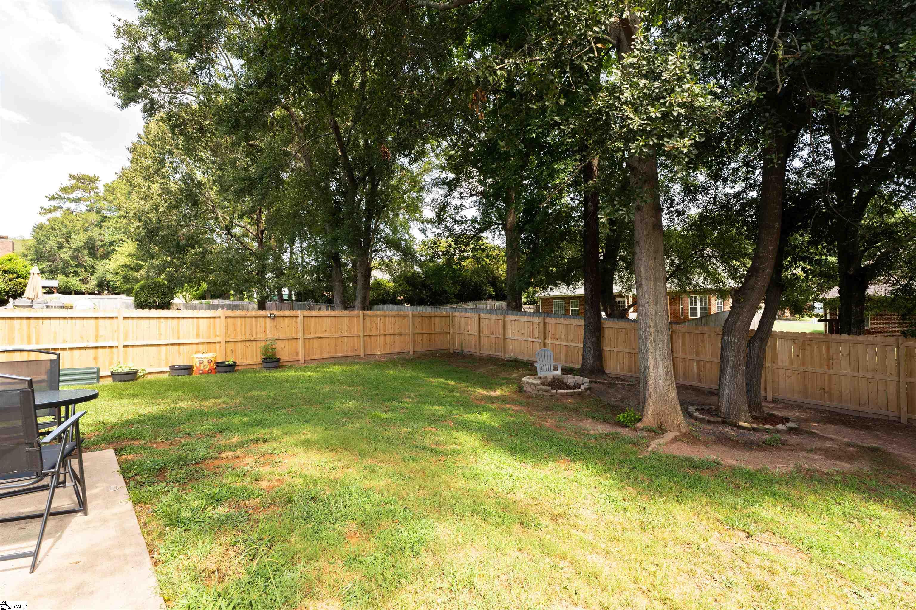 864 Thornbird Circle Boiling Springs, SC 29316
