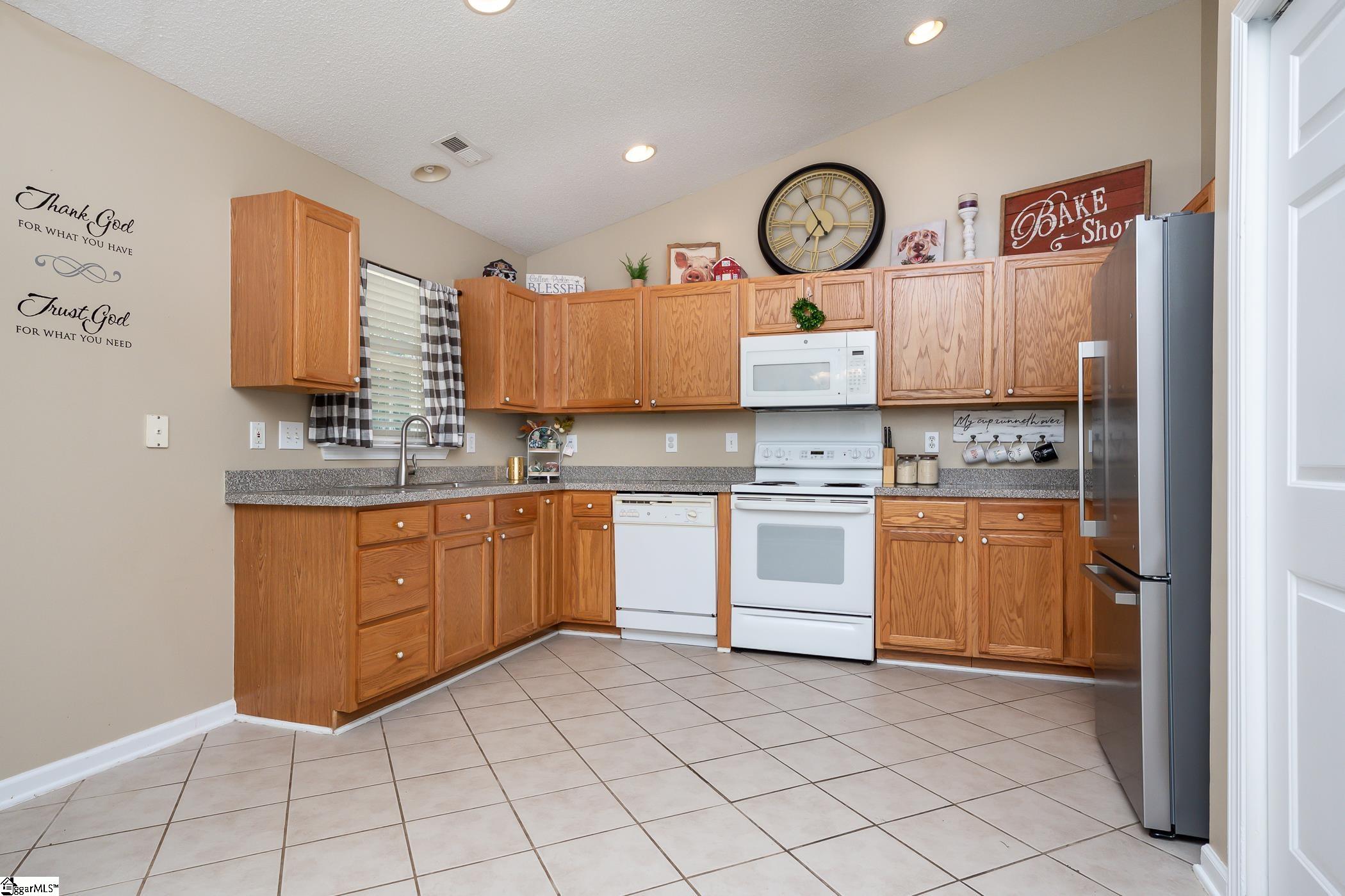 864 Thornbird Circle Boiling Springs, SC 29316