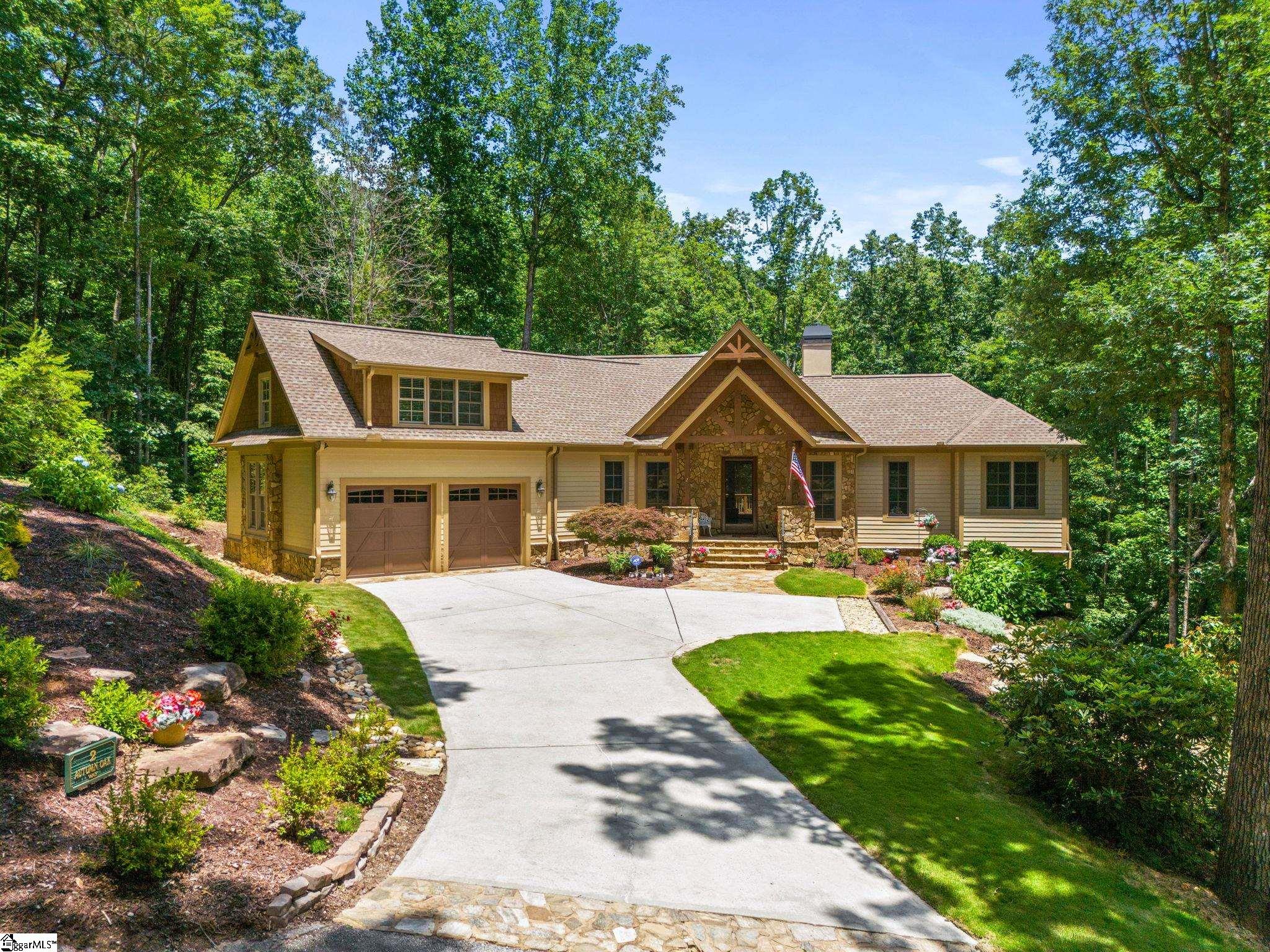 2 Autumn Oak Way Travelers Rest, SC 29690
