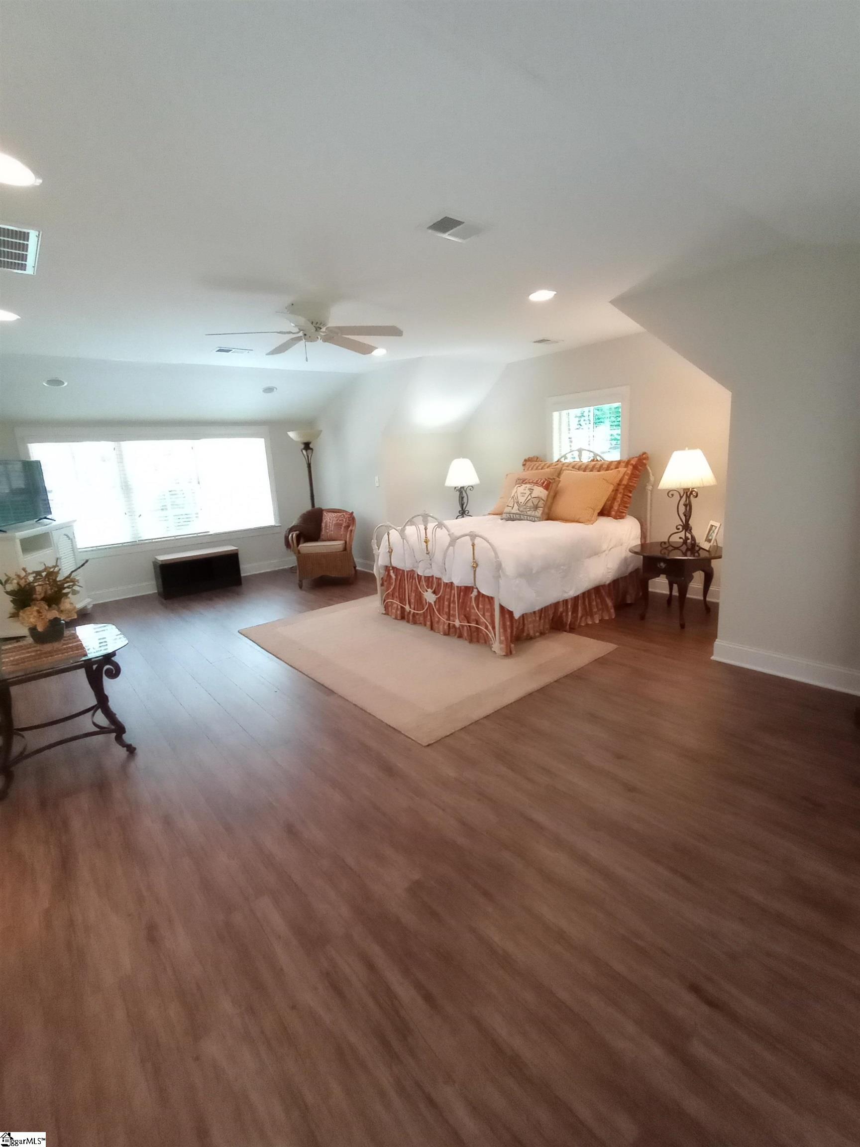 2 Autumn Oak Way Travelers Rest, SC 29690