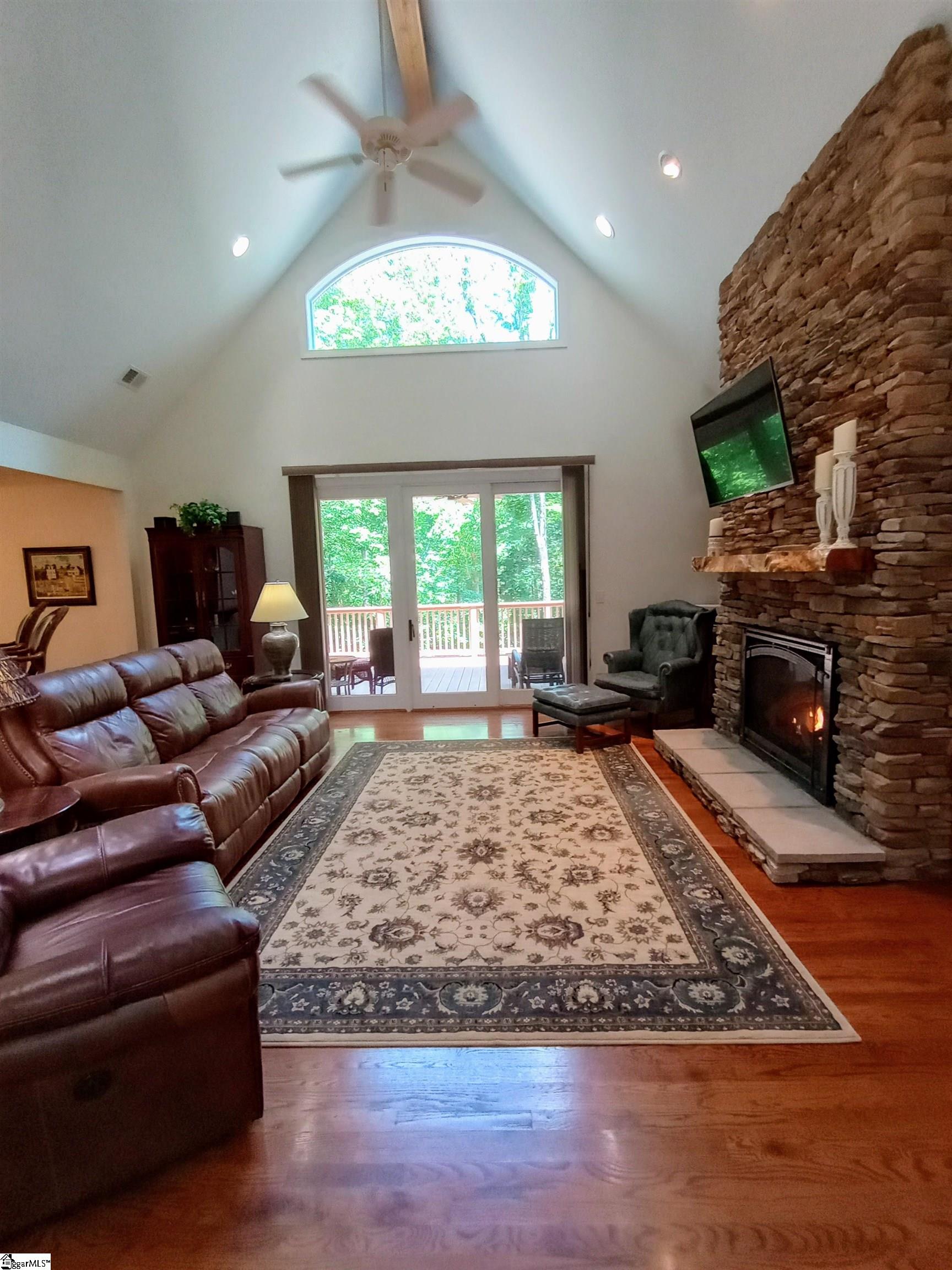 2 Autumn Oak Way Travelers Rest, SC 29690
