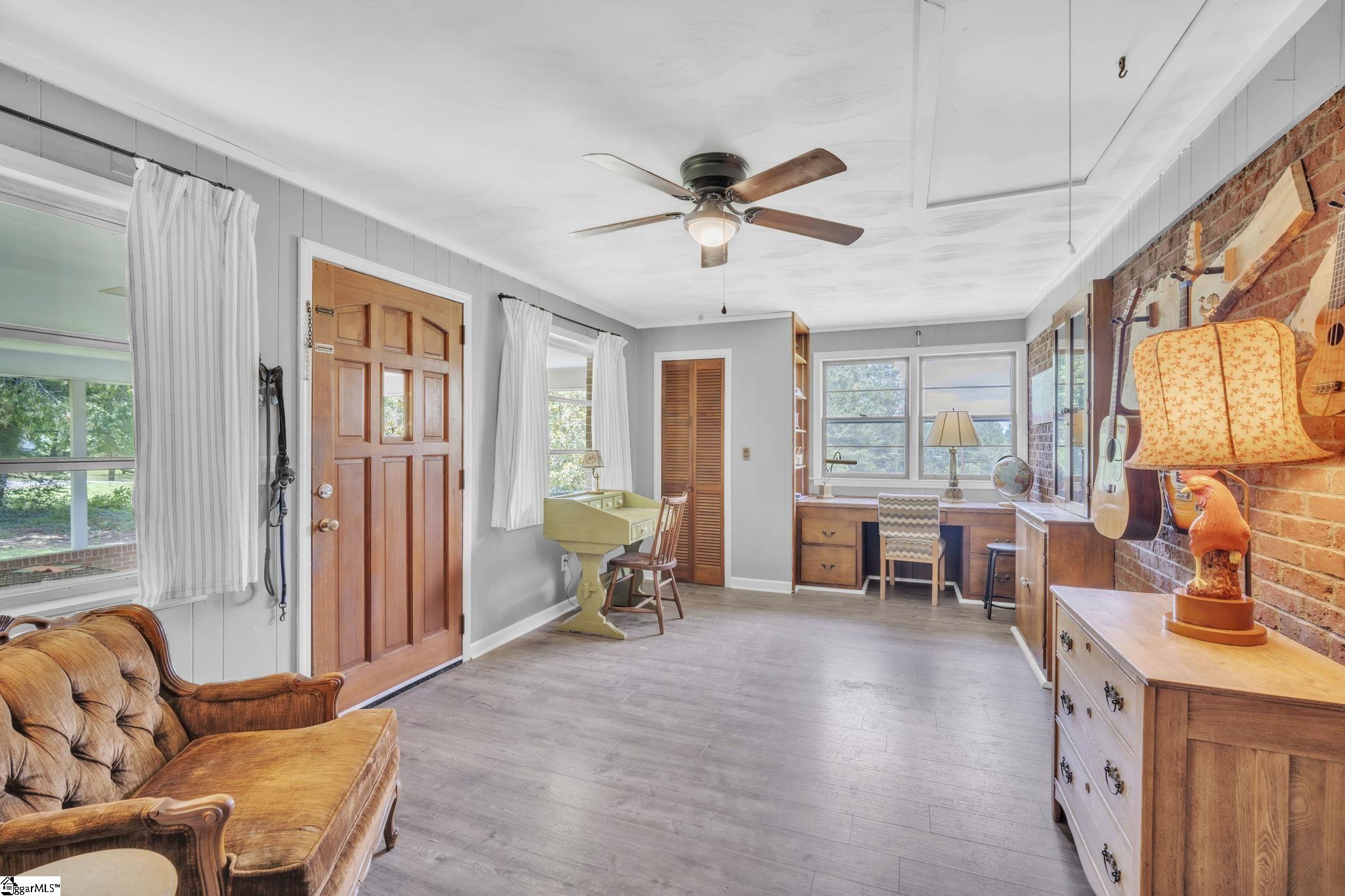 103 W Crestview Street Landrum, SC 29356