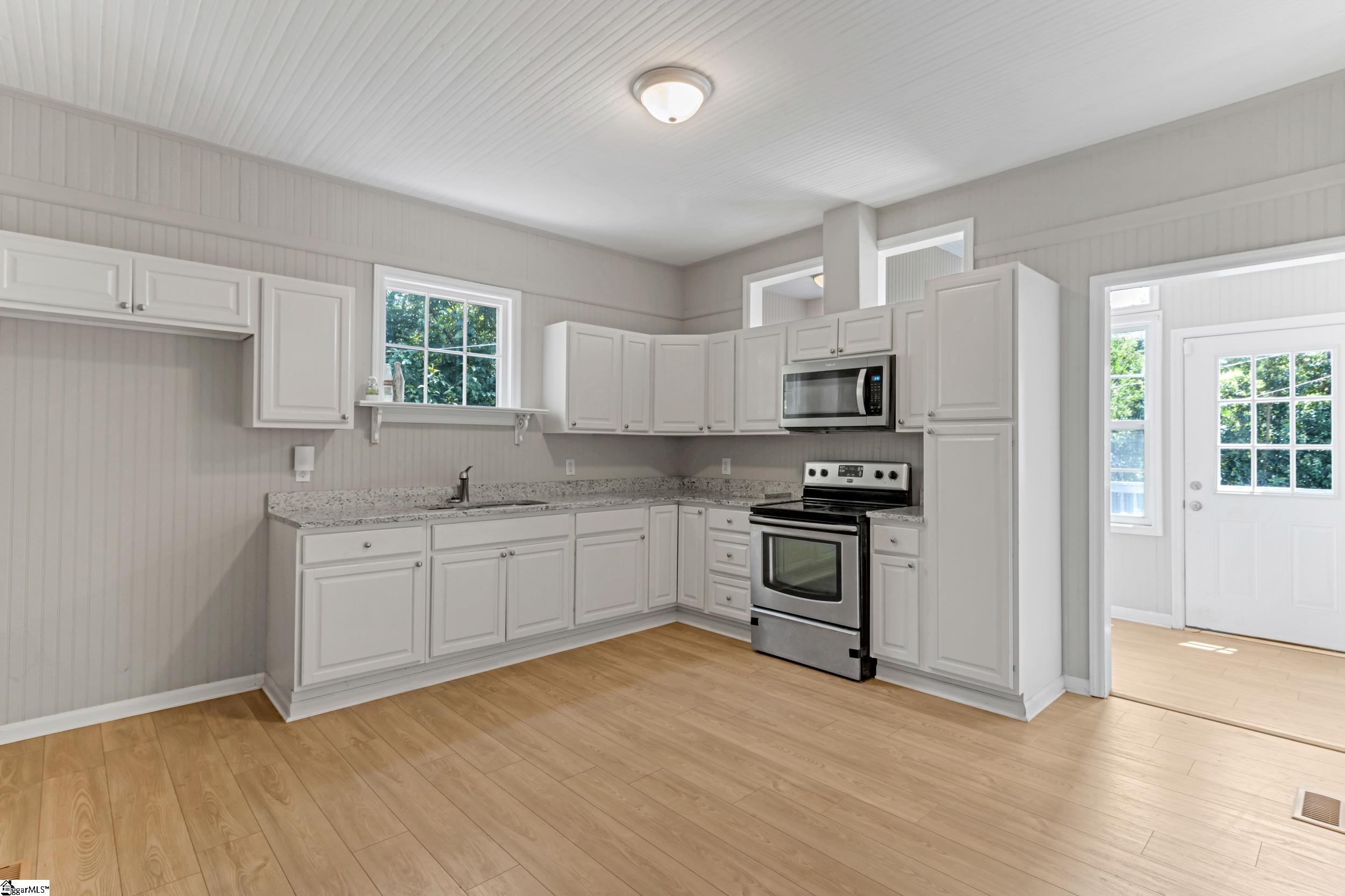 472 Sloan Street Spartanburg, SC 29303-3889