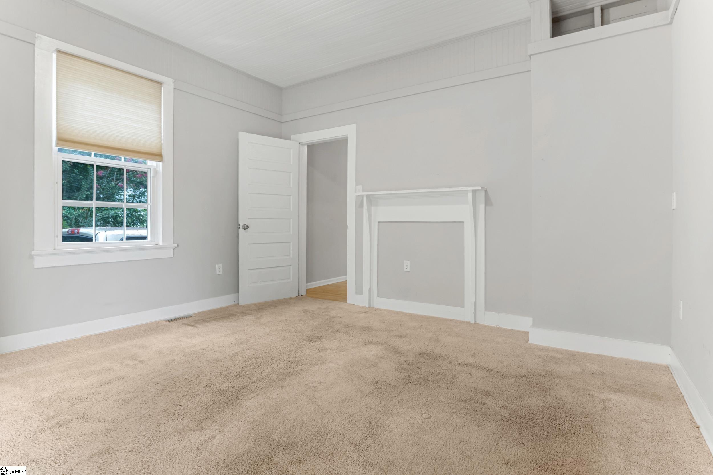 472 Sloan Street Spartanburg, SC 29303-3889