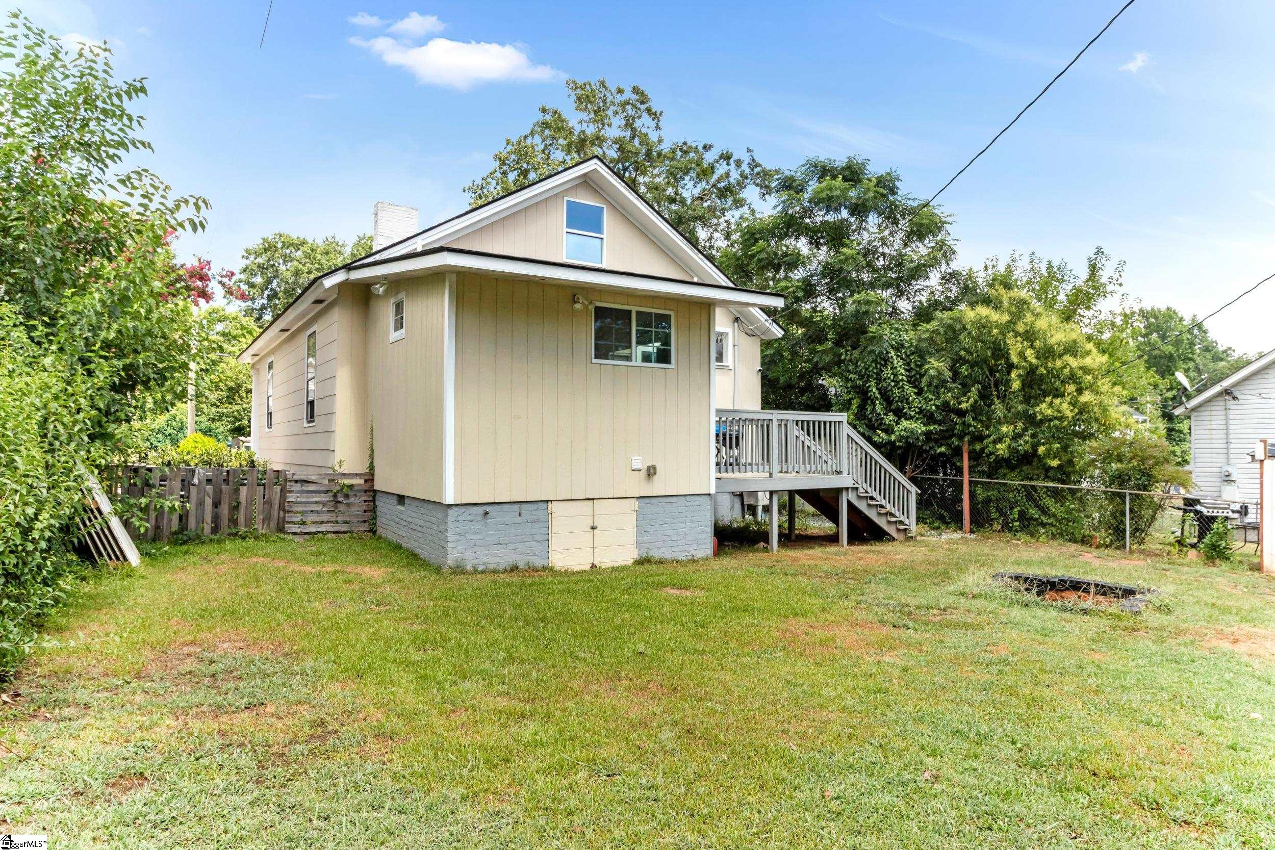 472 Sloan Street Spartanburg, SC 29303-3889