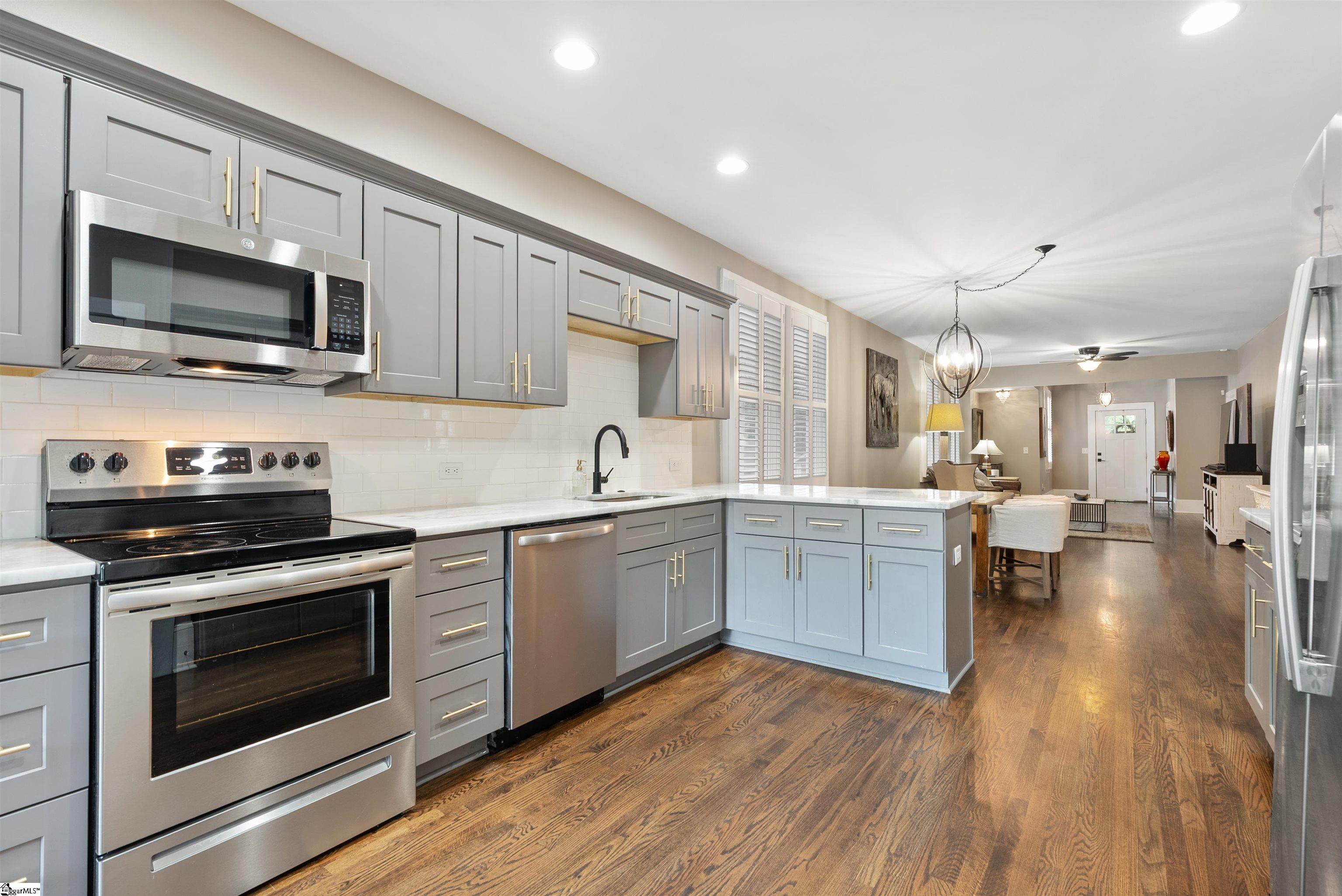 109 Ladson Street Greenville, SC 29605