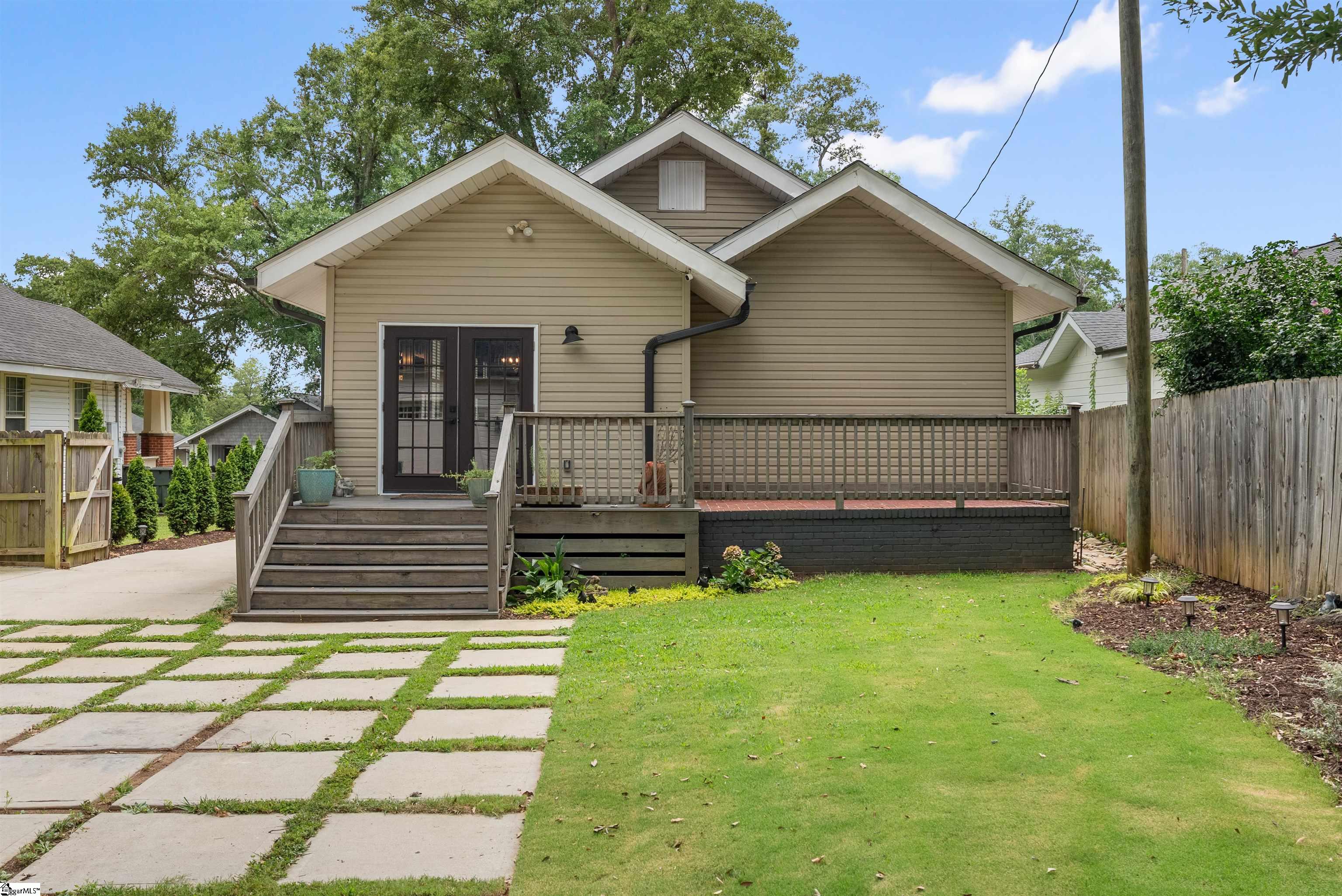 109 Ladson Street Greenville, SC 29605