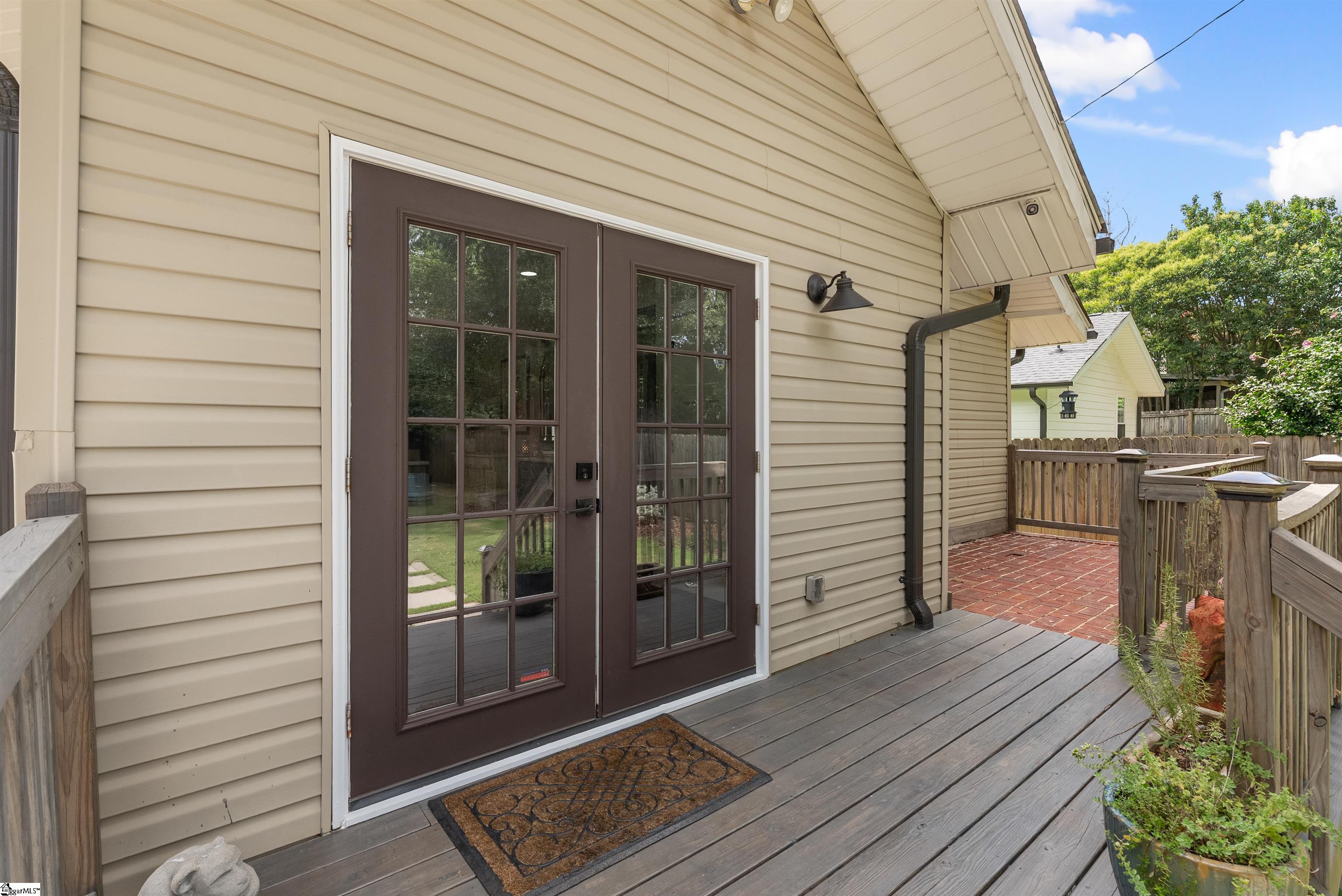 109 Ladson Street Greenville, SC 29605