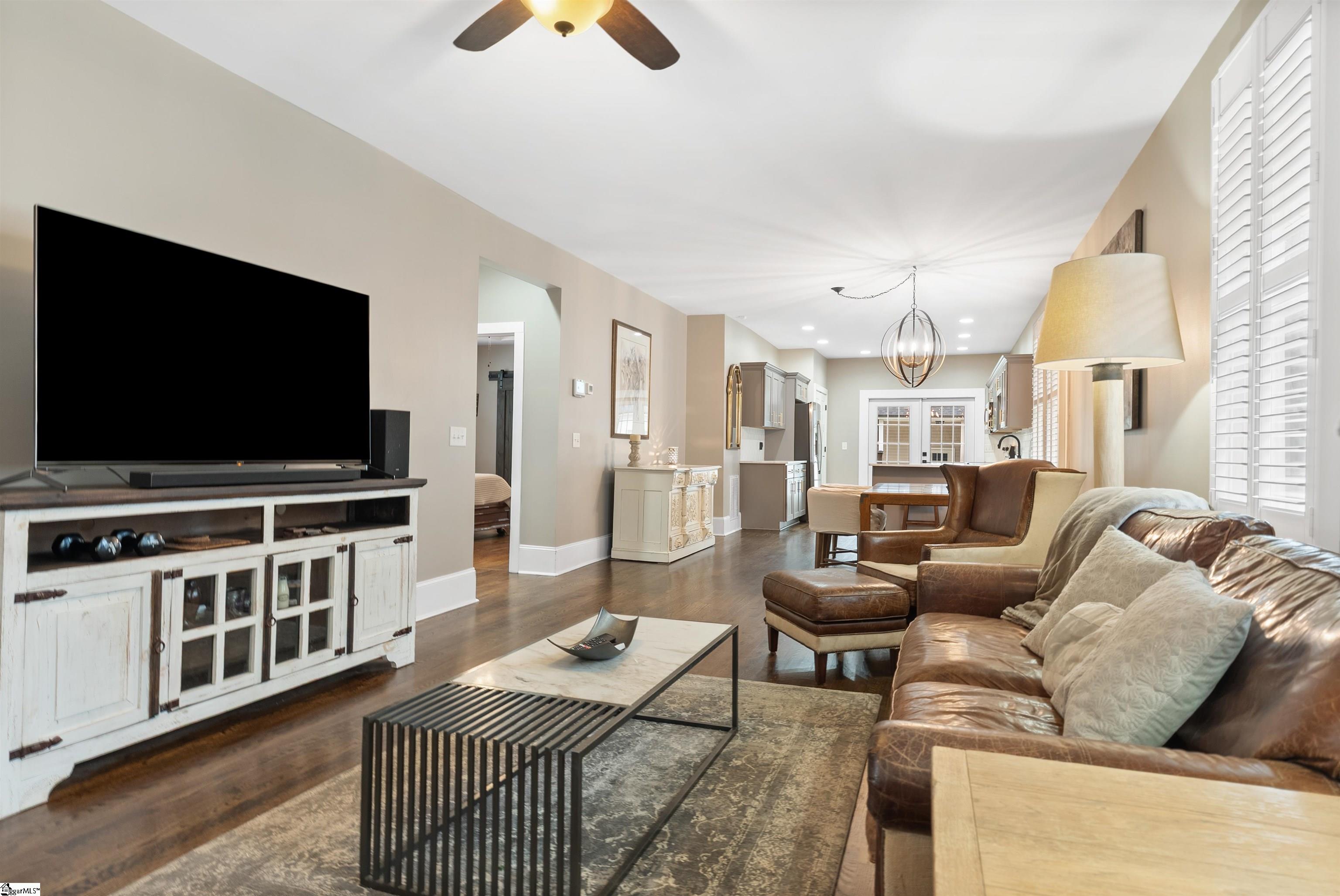 109 Ladson Street Greenville, SC 29605