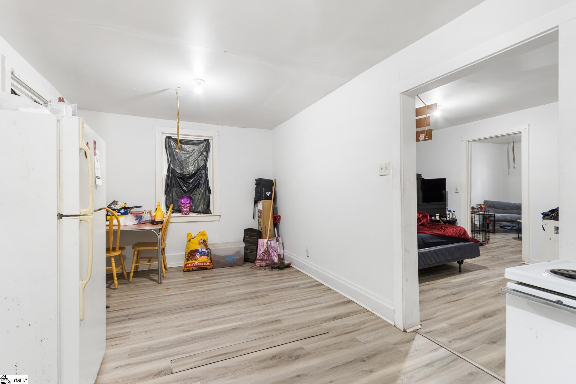 103 N Bell Street Clinton, SC 29325