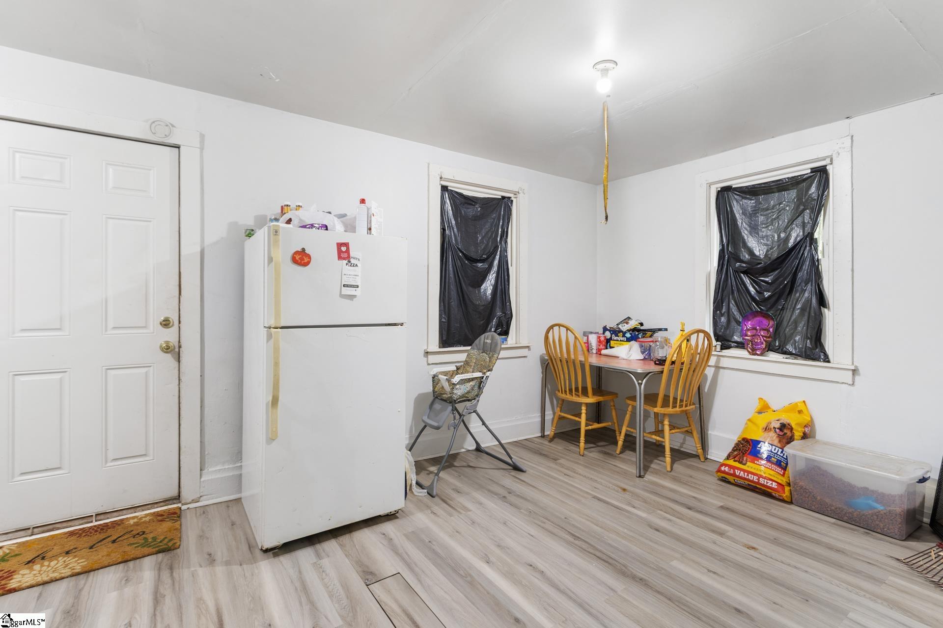 103 N Bell Street Clinton, SC 29325