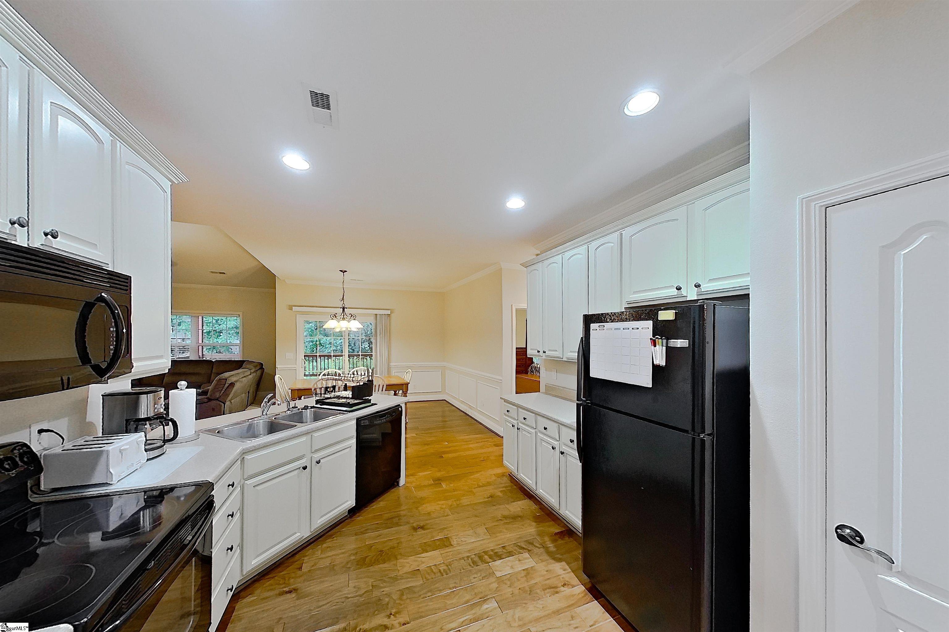 10 Lost Tree Lane Simpsonville, SC 29681-5540