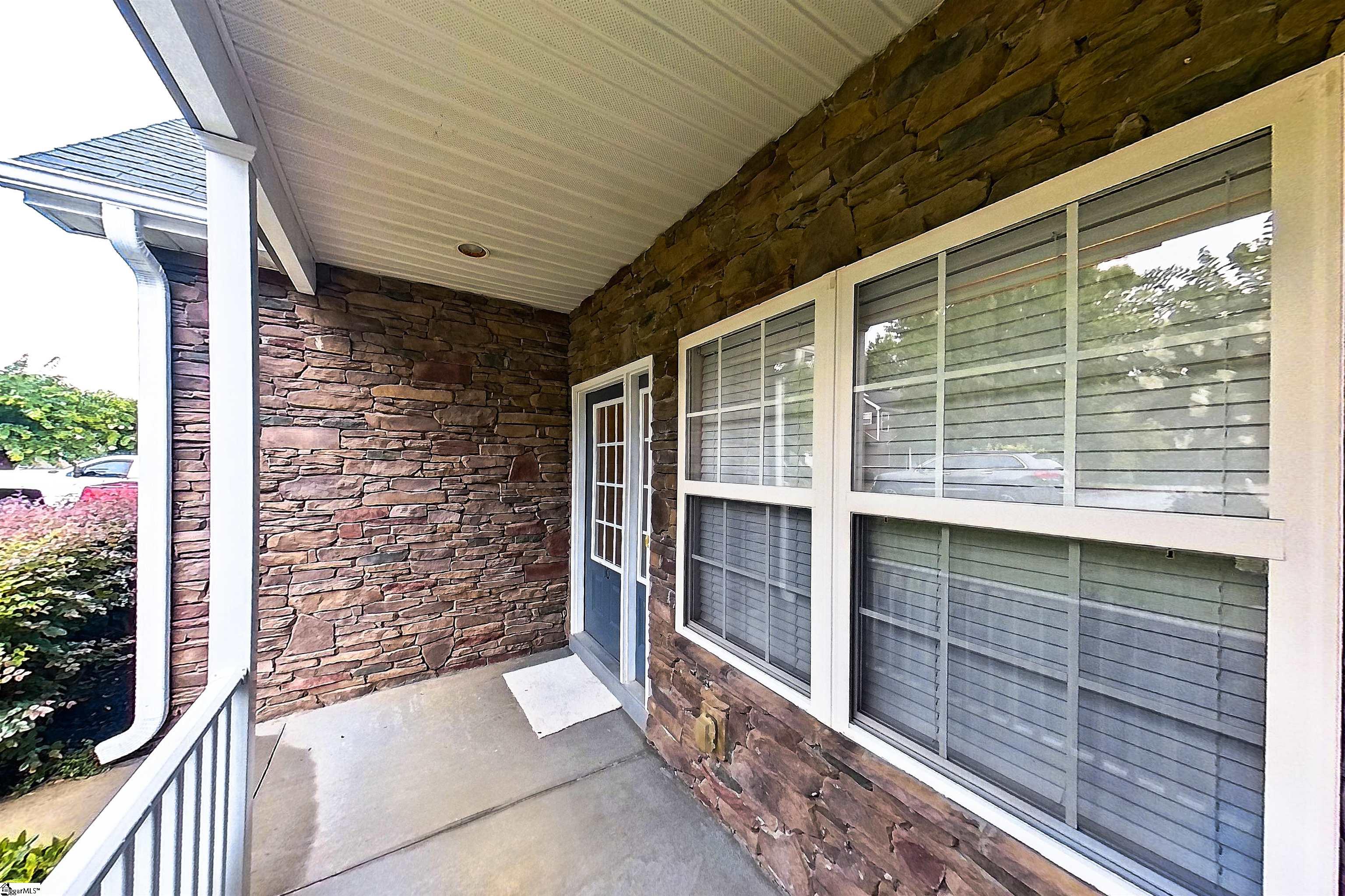 10 Lost Tree Lane Simpsonville, SC 29681-5540