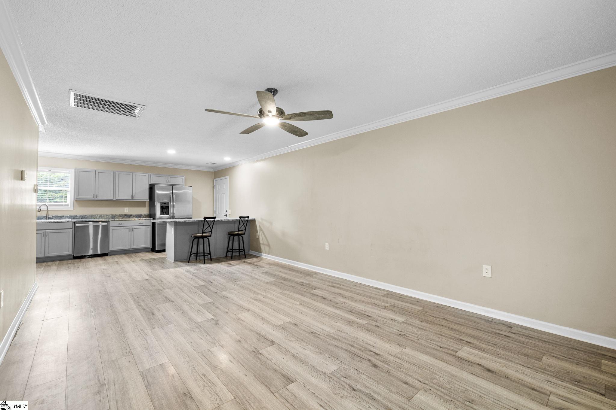 148 Bradley Drive Wellford, SC 29385