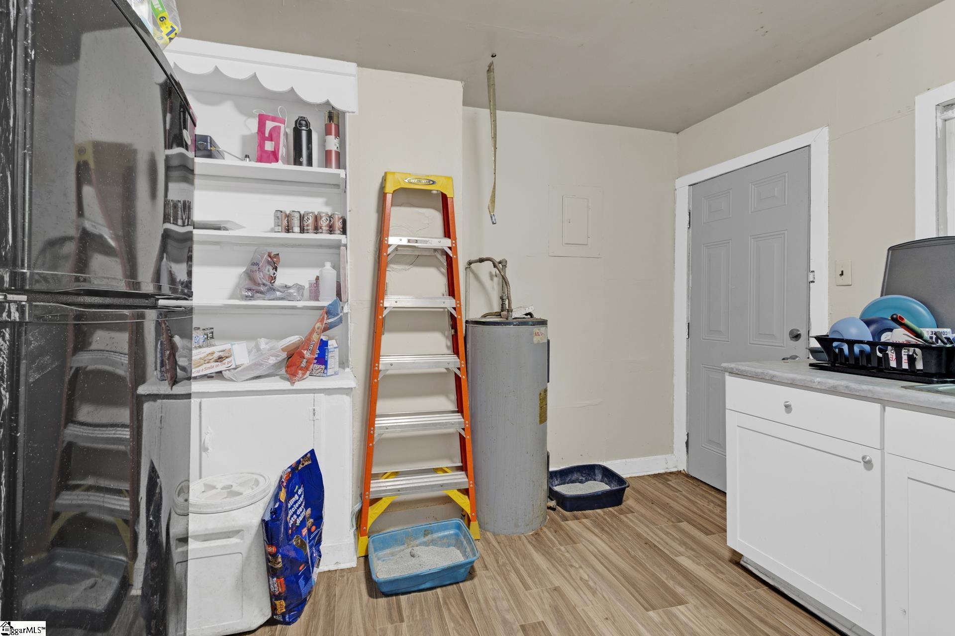 107 & 111 N Bell Street Clinton, SC 29325