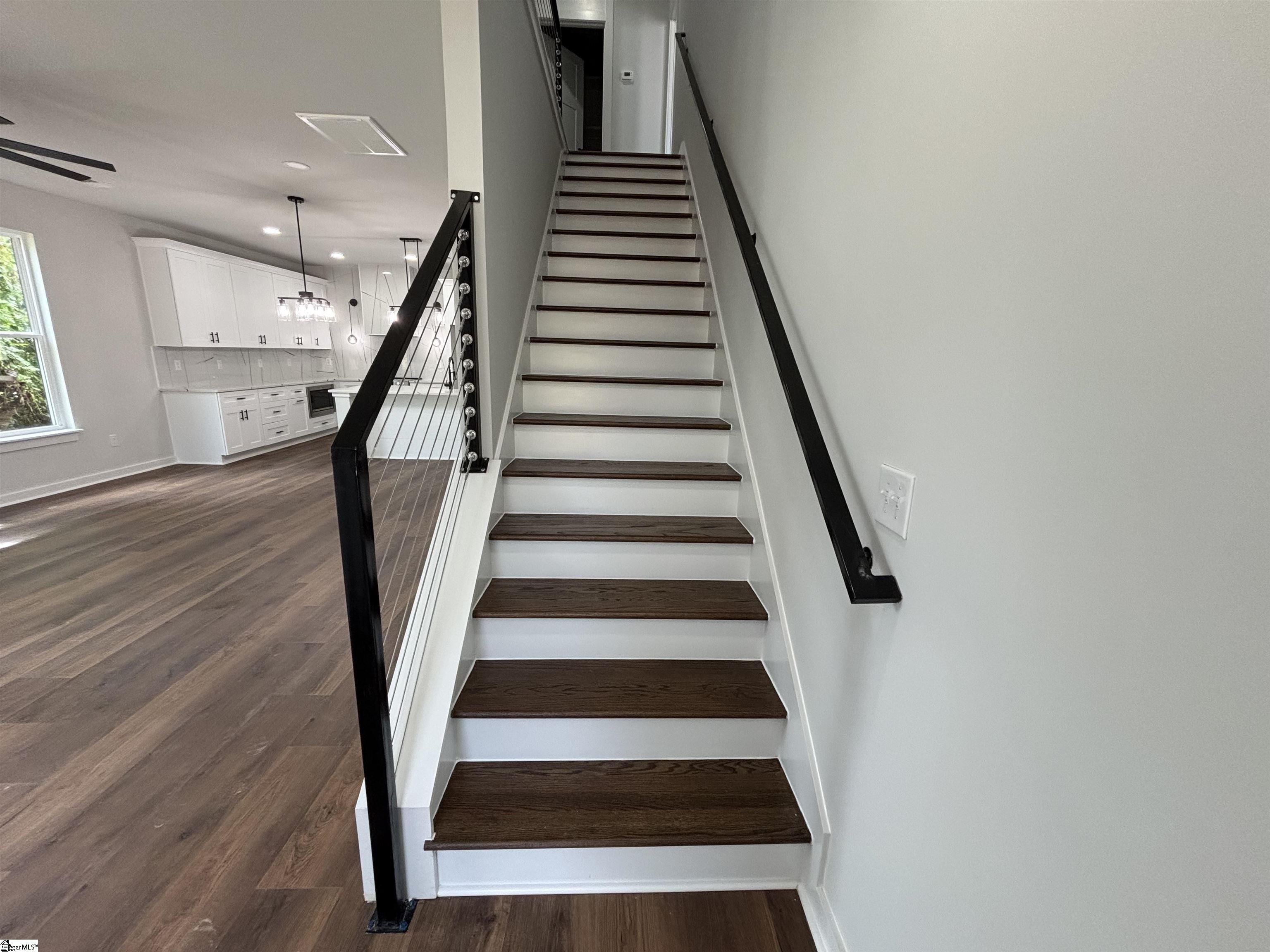 31 Gentry Street Greenville, SC 29611-4051