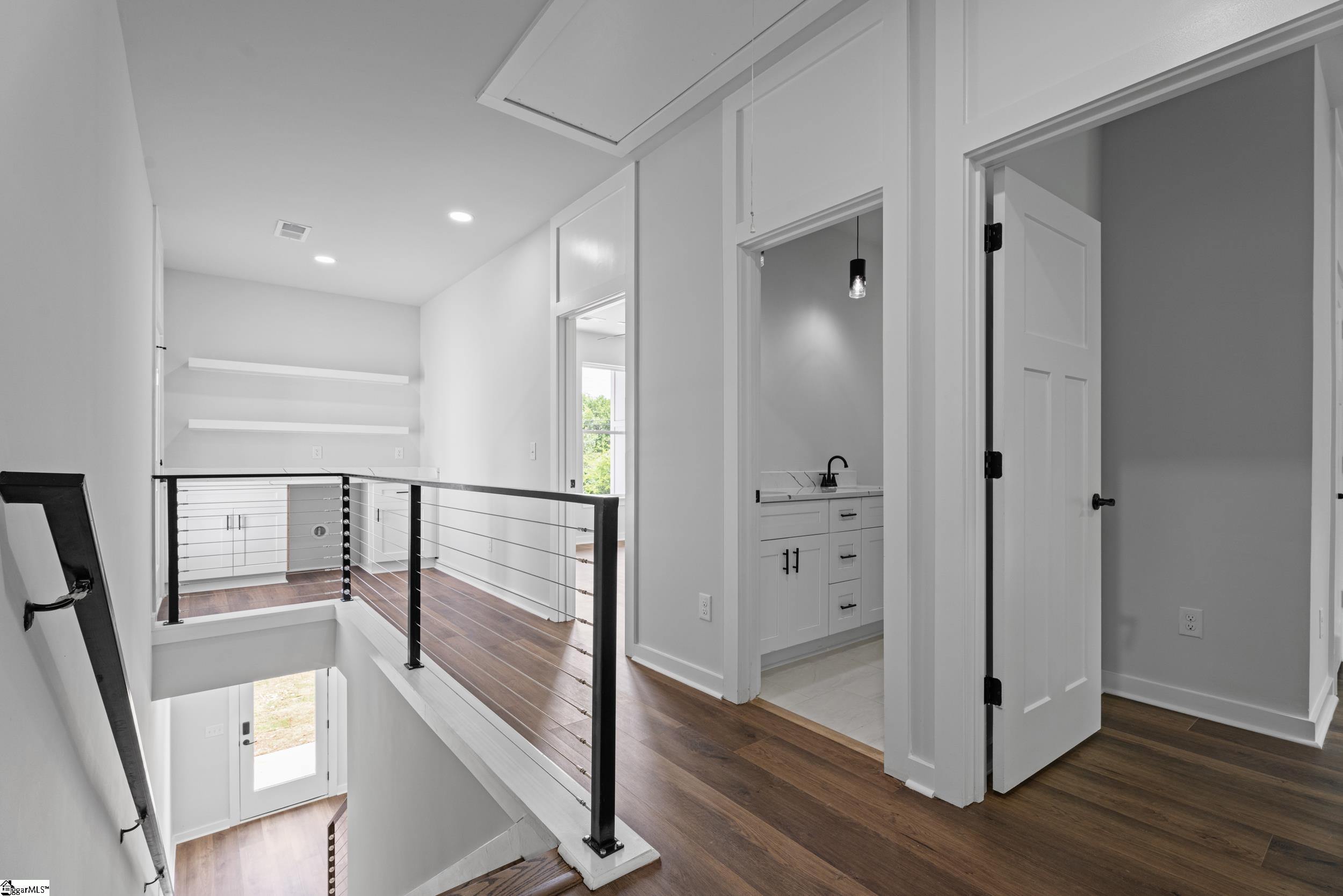 31 Gentry Street Greenville, SC 29611-4051