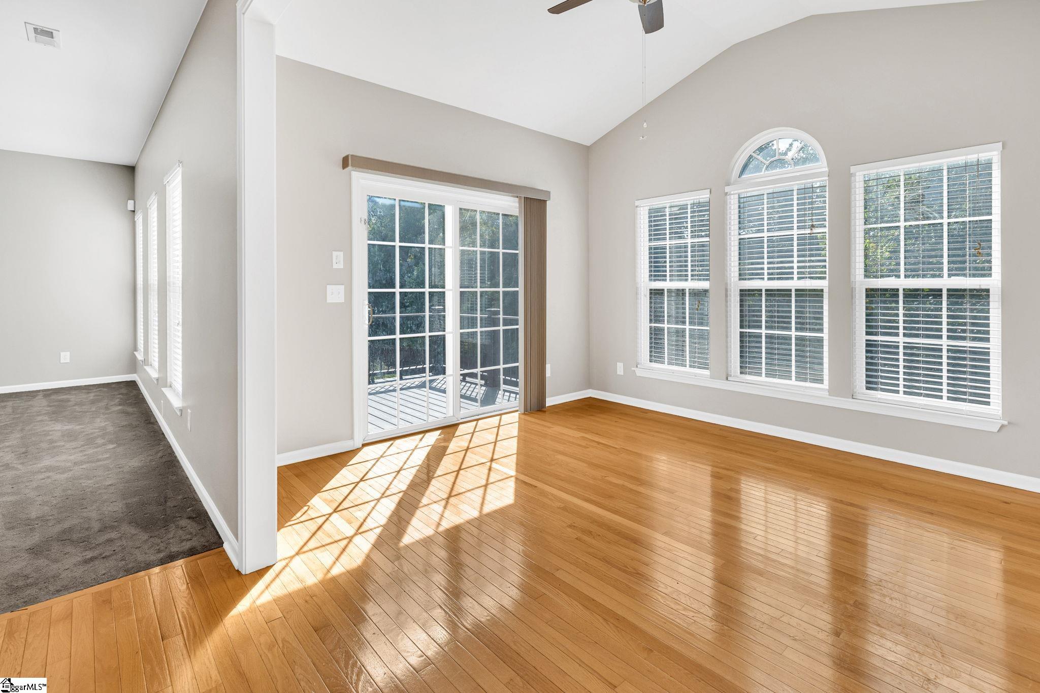 35 Ridgeleigh Way Simpsonville, SC 29681