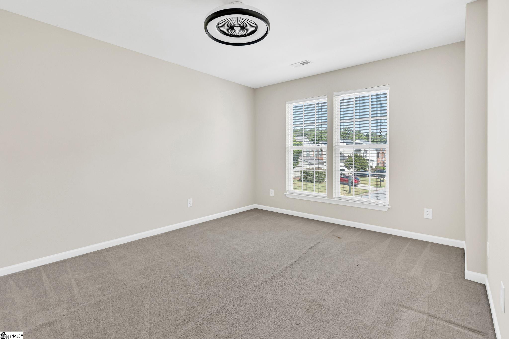 35 Ridgeleigh Way Simpsonville, SC 29681