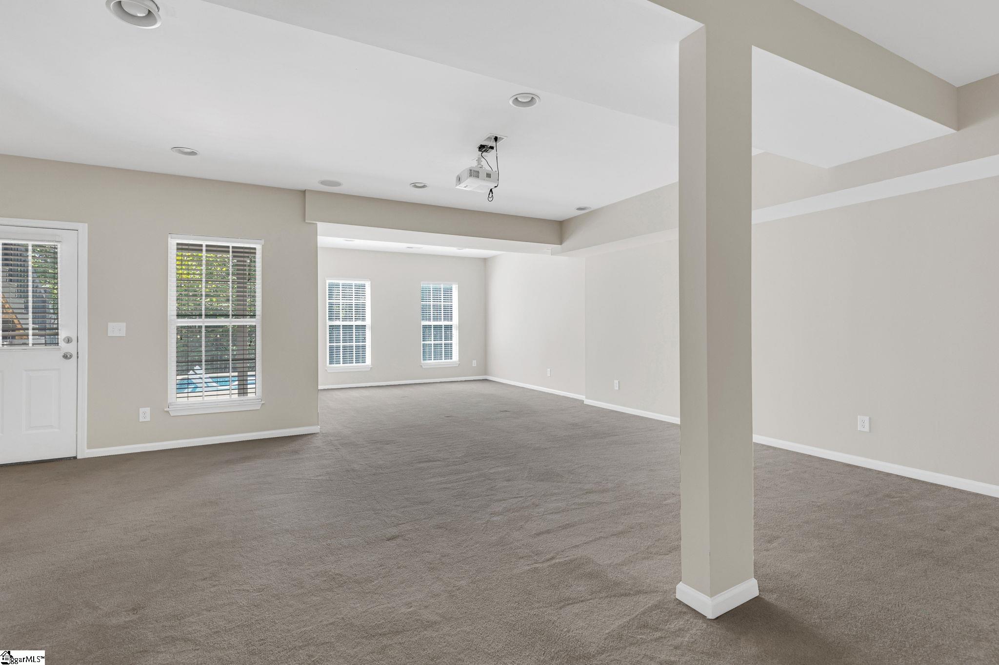 35 Ridgeleigh Way Simpsonville, SC 29681