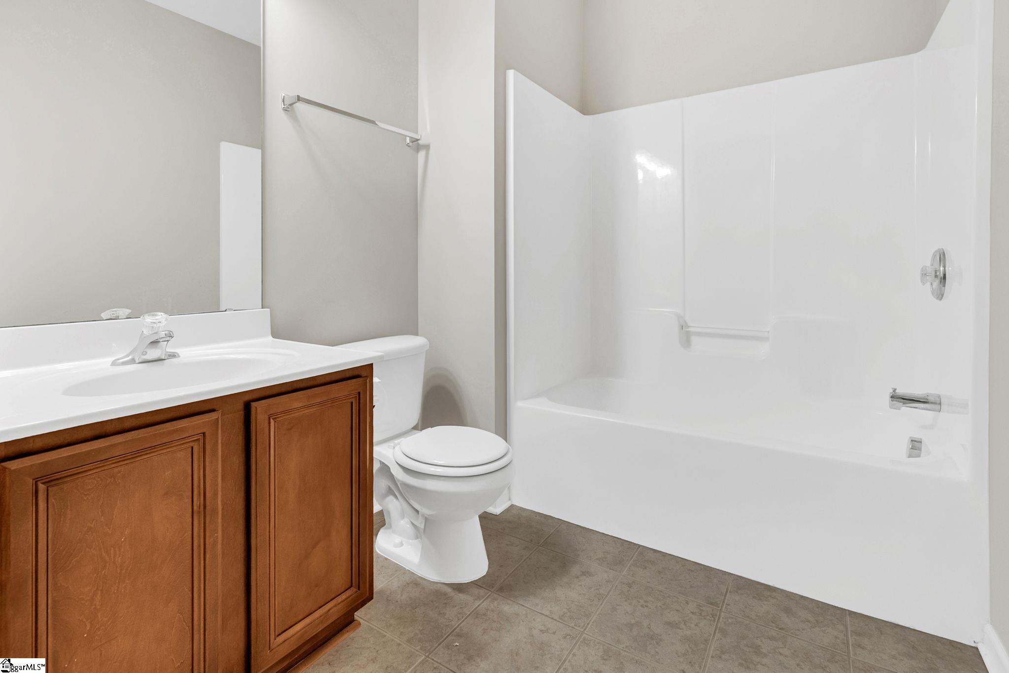 35 Ridgeleigh Way Simpsonville, SC 29681