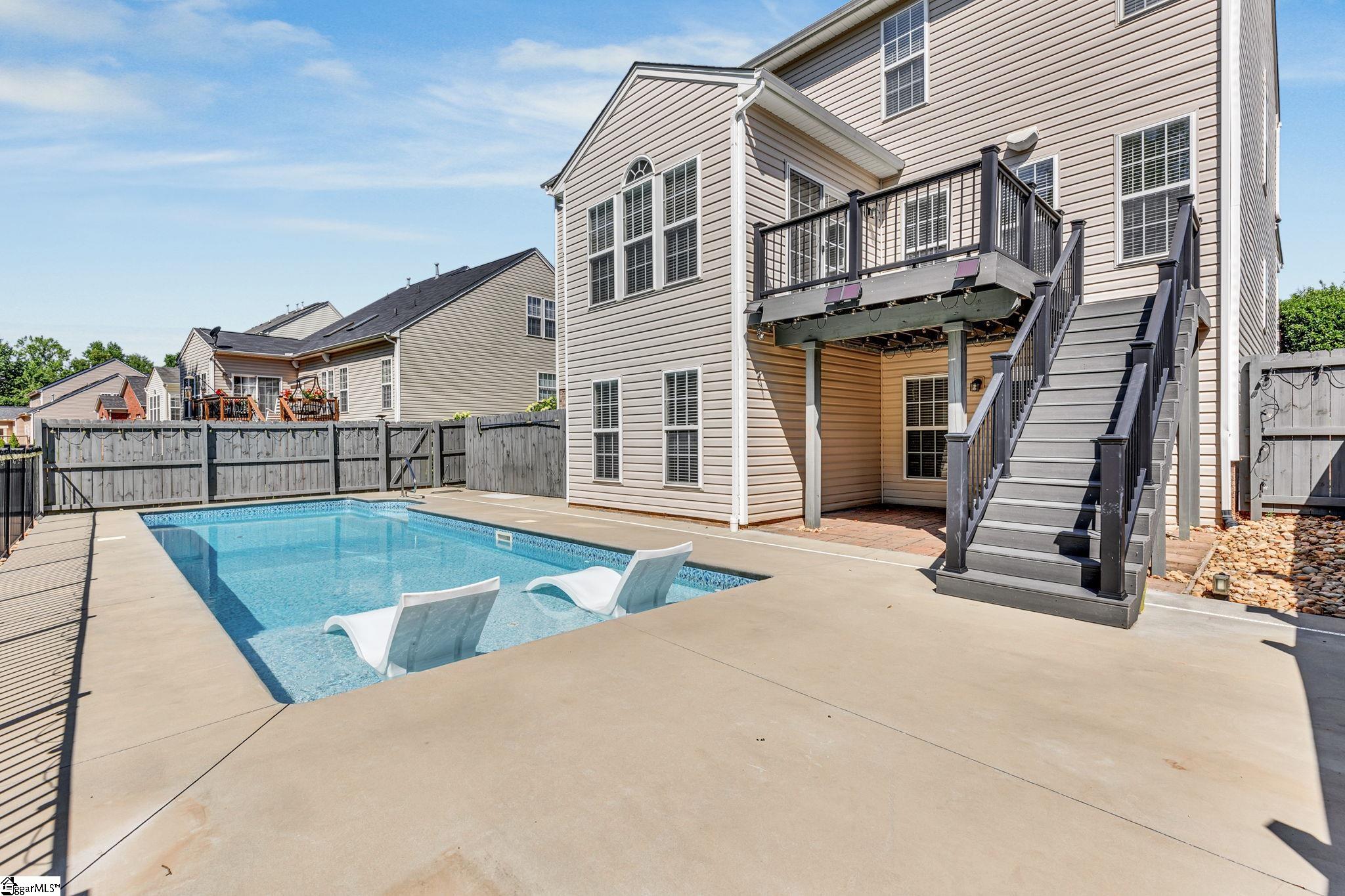 35 Ridgeleigh Way Simpsonville, SC 29681